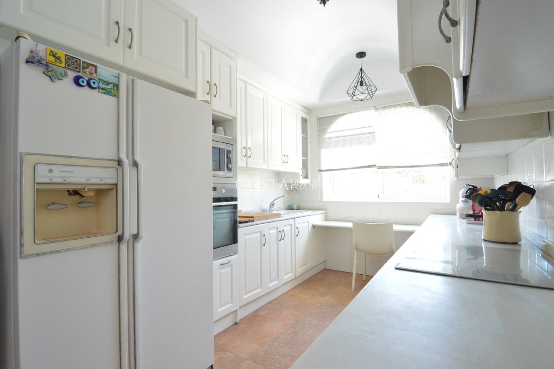 Resale - Villa -
Torrevieja