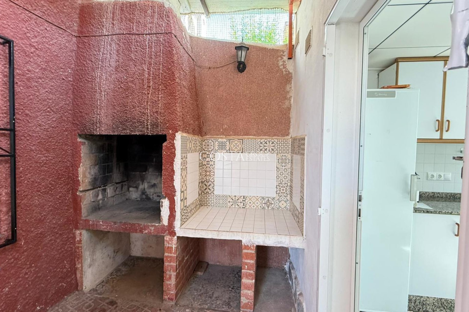 Resale - Villa -
Torrevieja