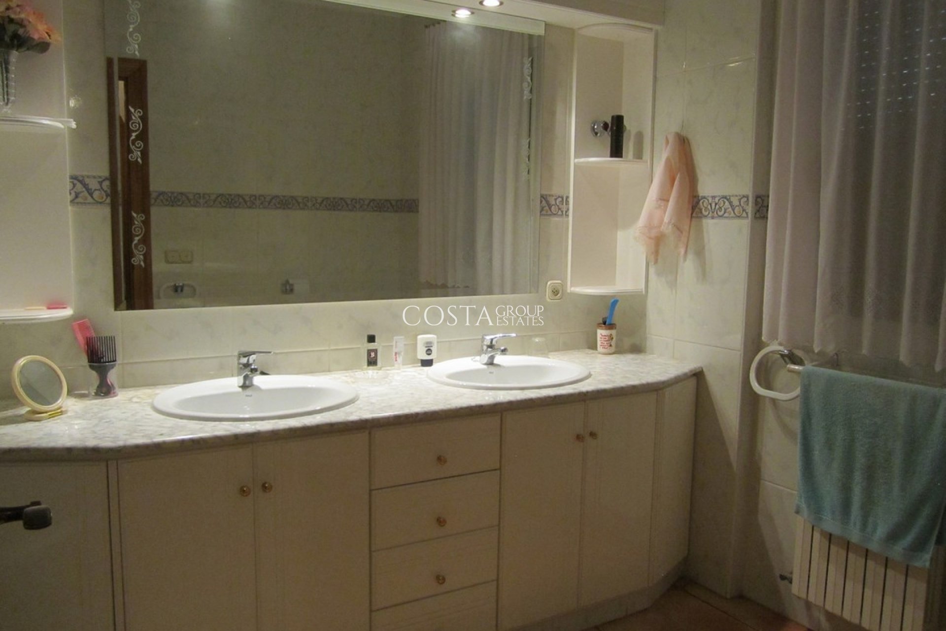 Resale - Villa -
Yecla - Yecla Centro