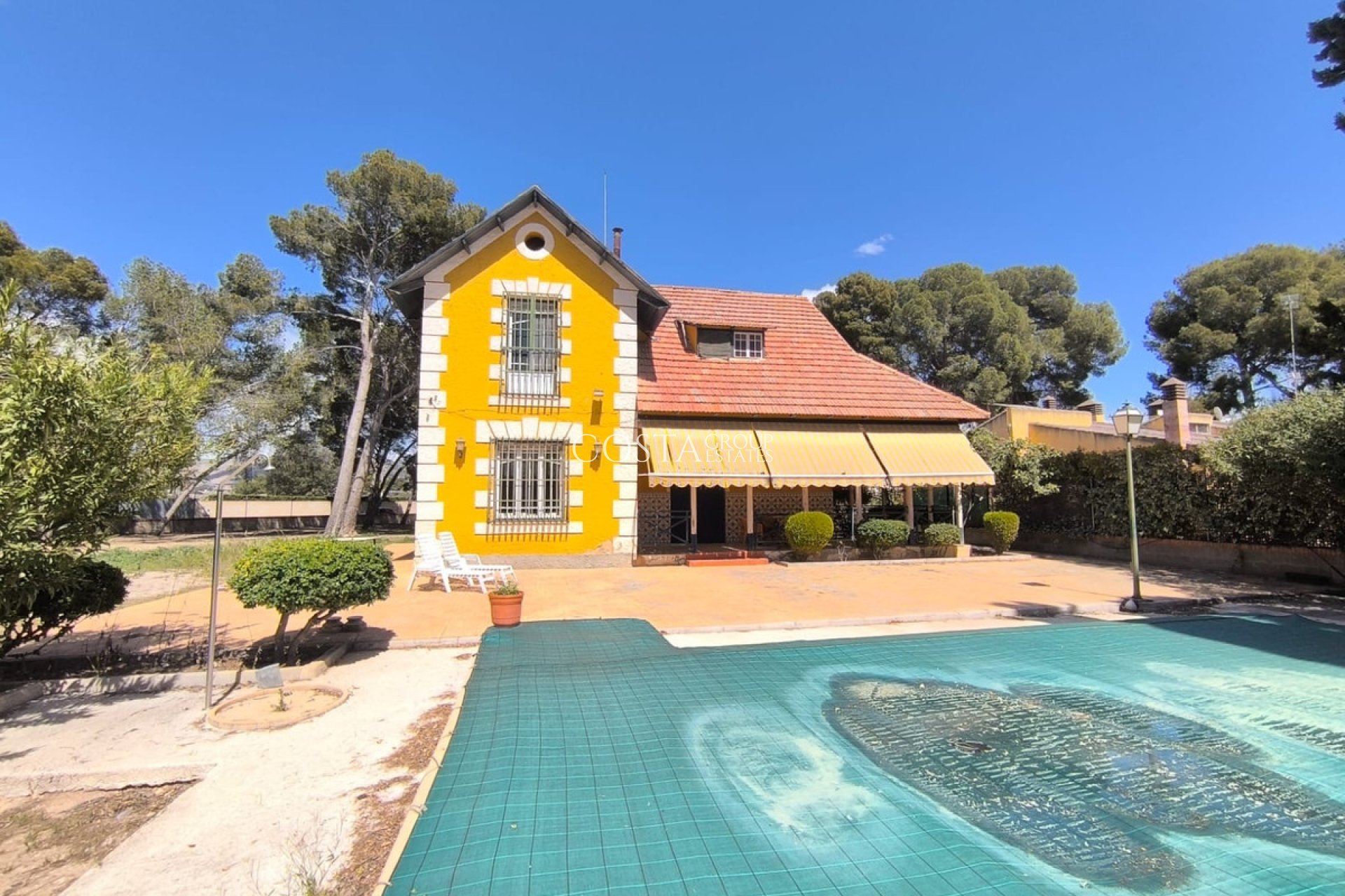 Resale - Villa -
Yecla - Yecla Centro