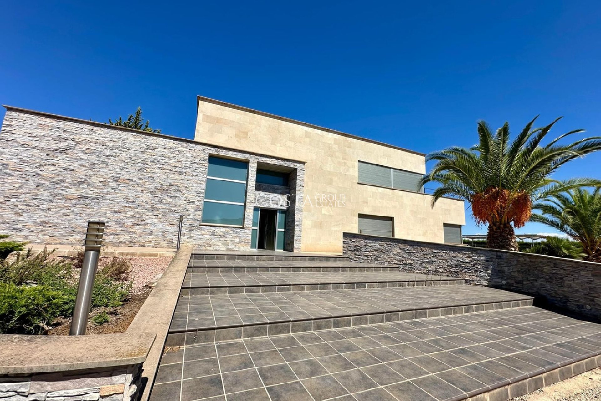 Resale - Villa -
Yecla - Yecla Centro