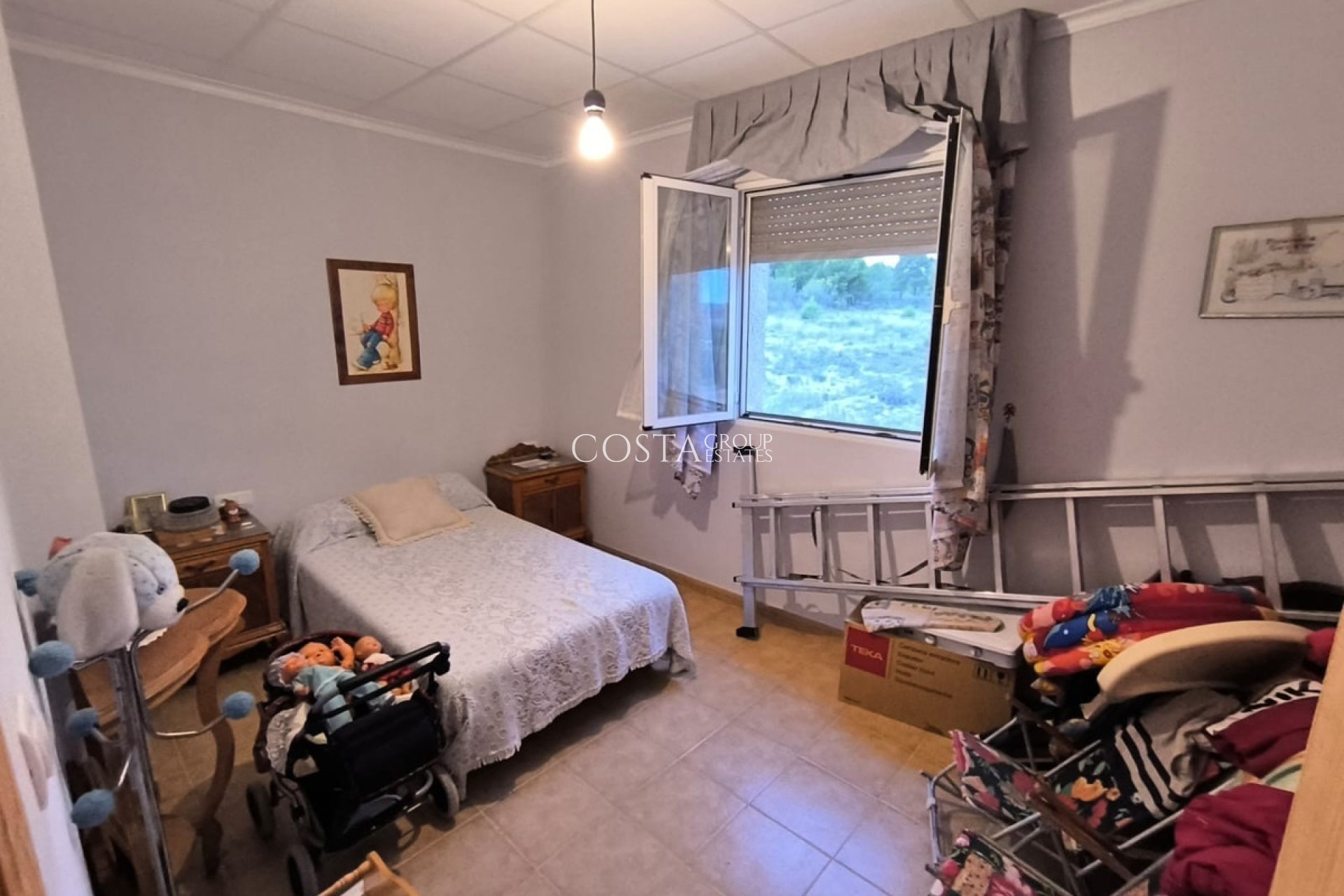 Resale - Villa -
Yecla - Yecla Centro