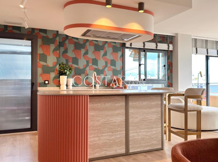 Revente - Apartments -
Alicante - Alicante Centro