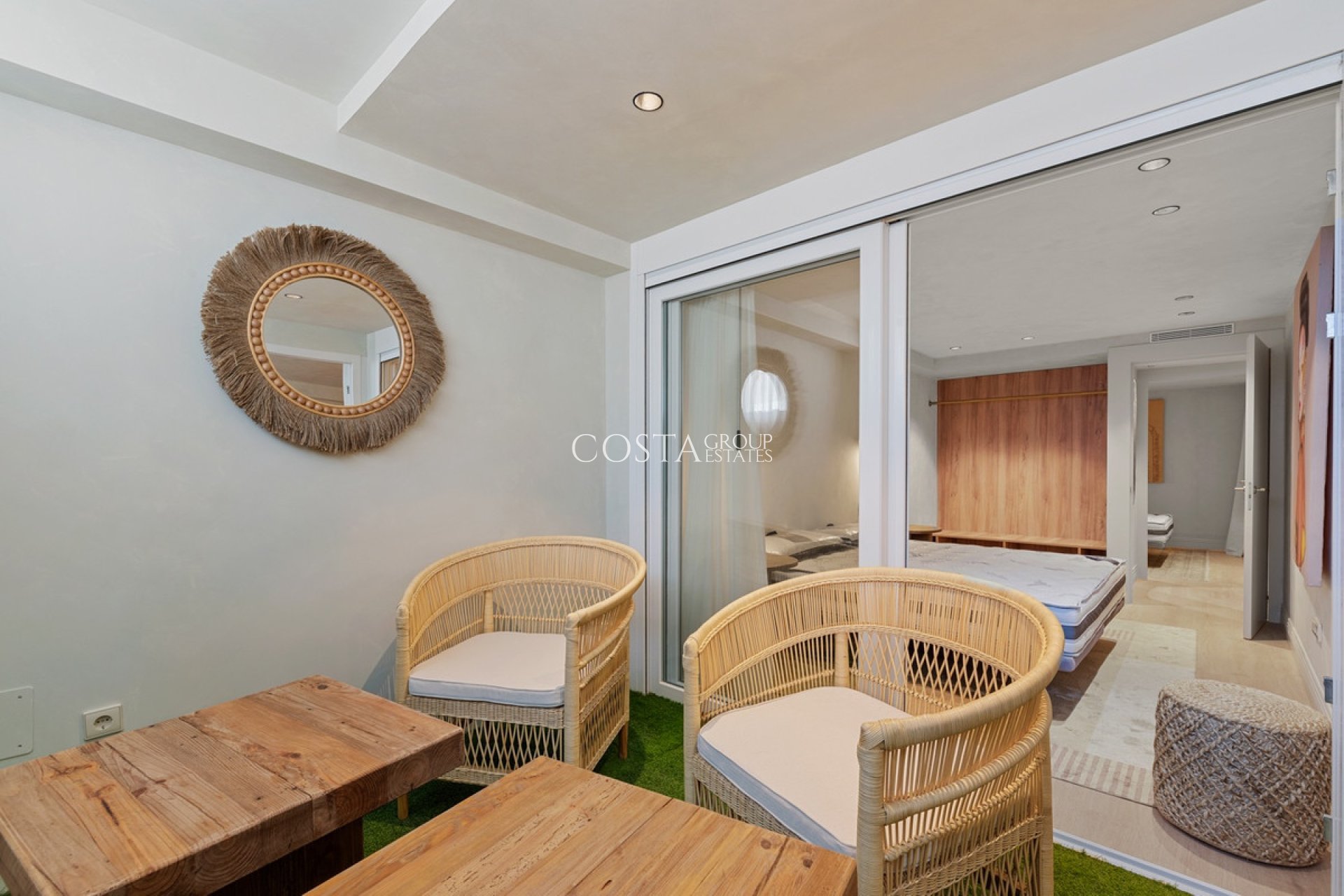 Revente - Apartments -
Alicante - Alicante Centro