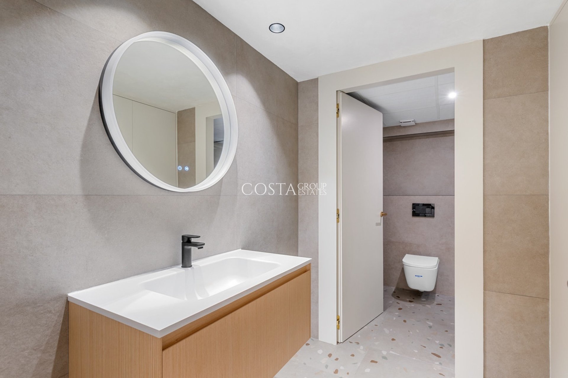 Revente - Apartments -
Alicante - Alicante Centro