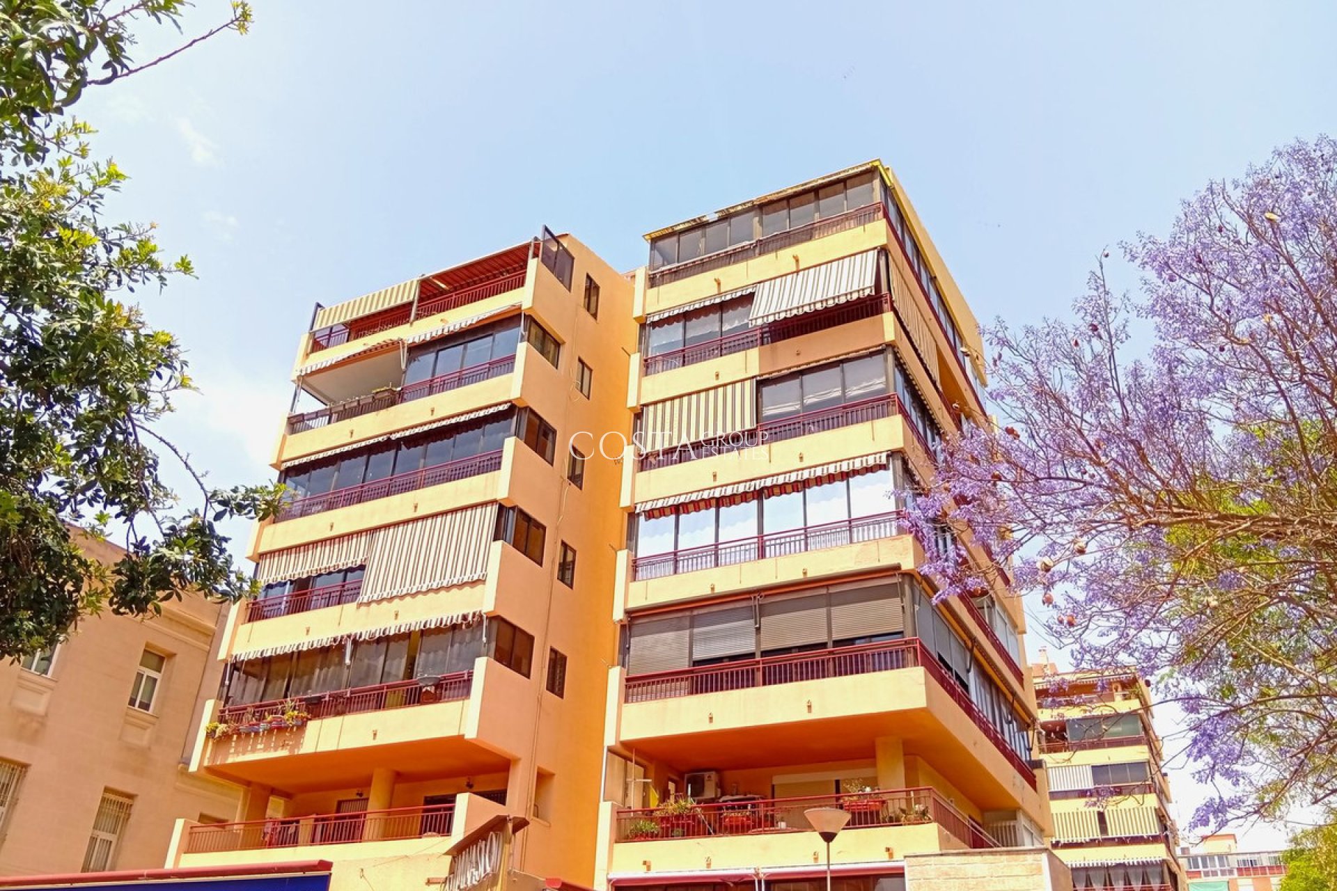 Revente - Apartments -
Alicante - Alicante Centro