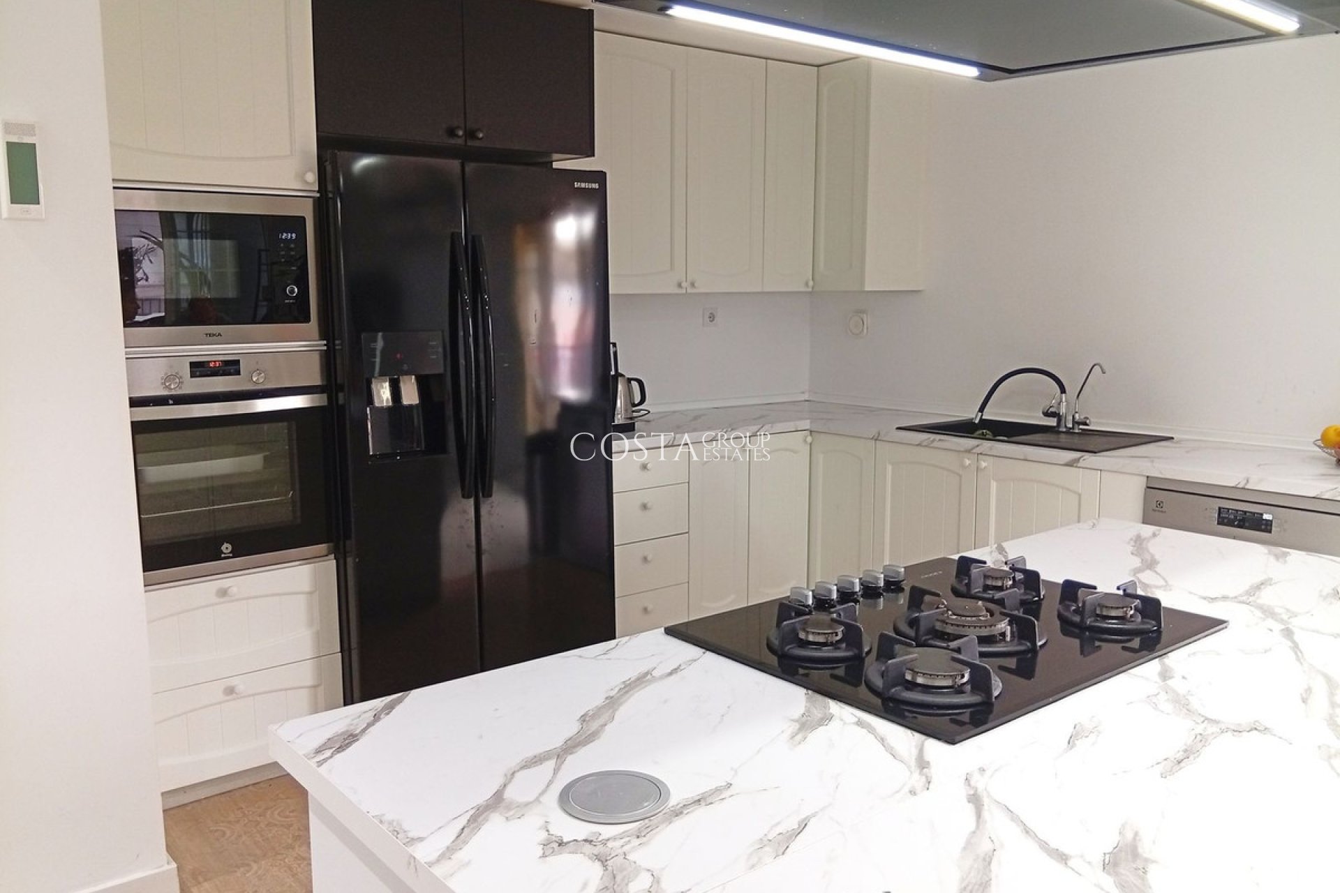 Revente - Apartments -
Alicante - Alicante Centro