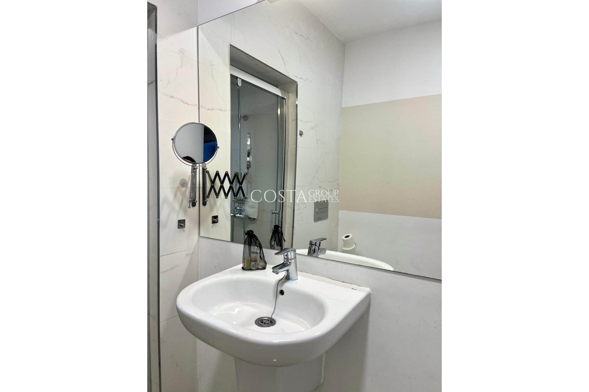 Revente - Apartments -
Alicante - Alicante Centro