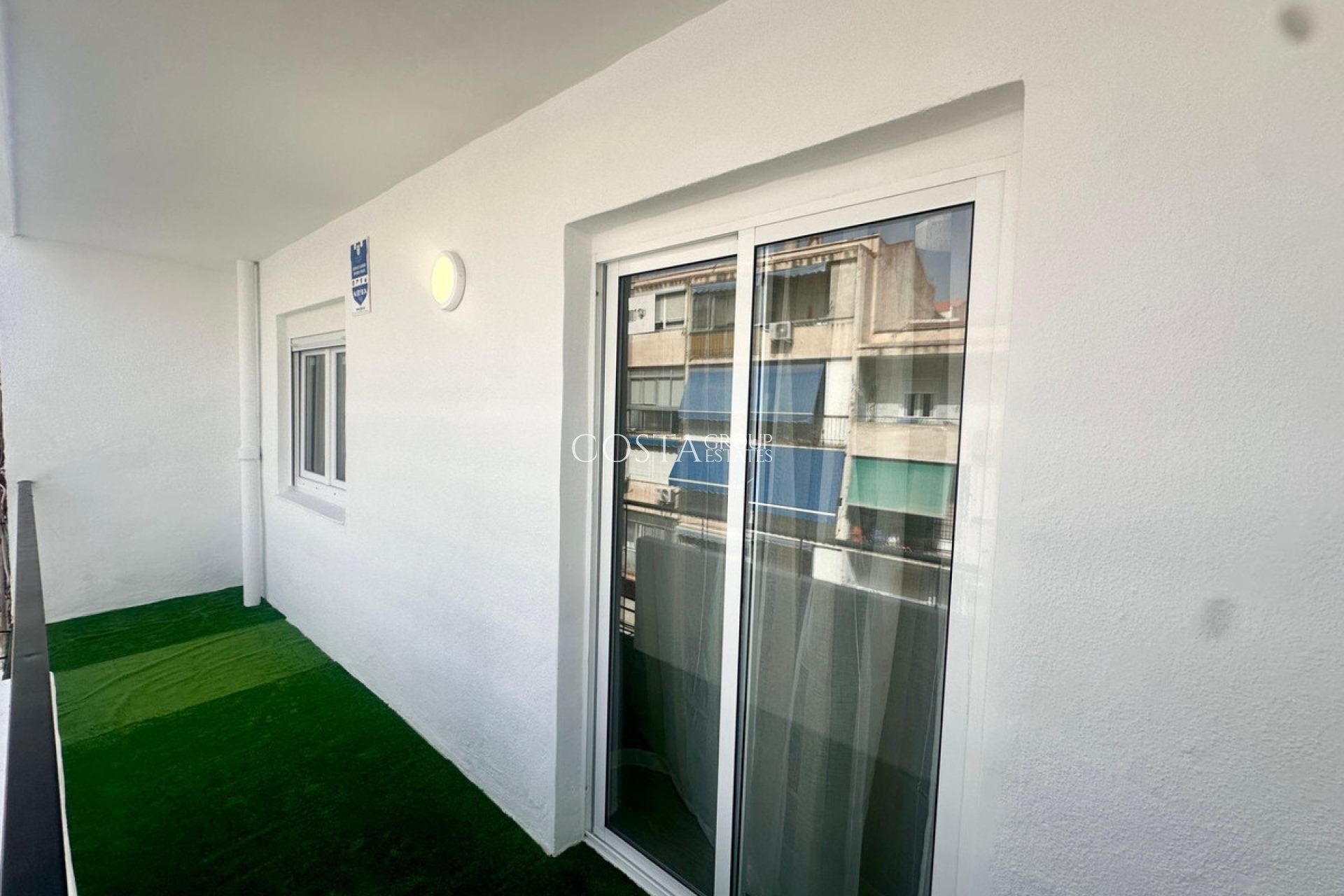 Revente - Apartments -
Alicante - Alicante Centro