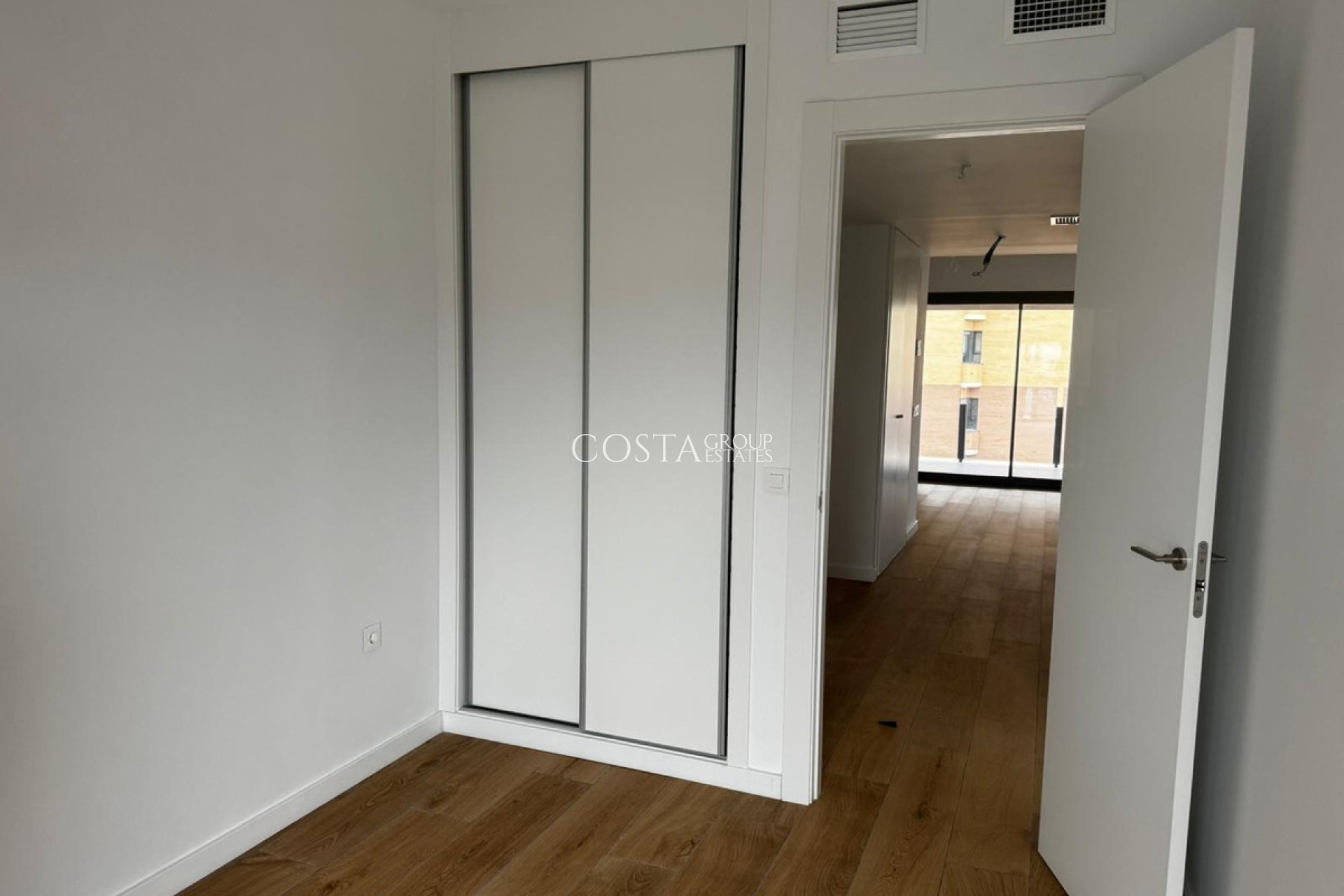 Revente - Apartments -
Alicante - Alicante Centro