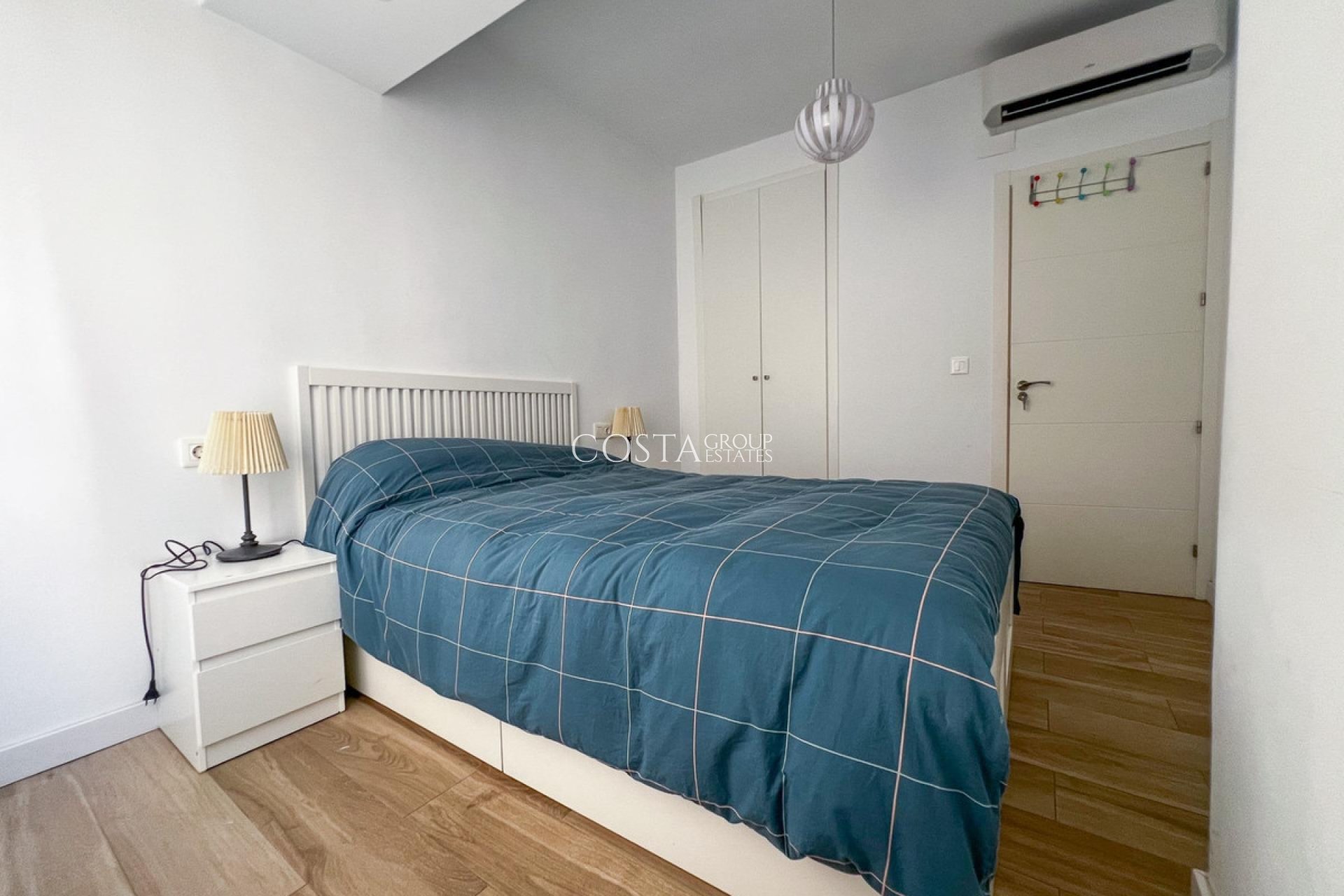 Revente - Apartments -
Alicante - Alicante Centro