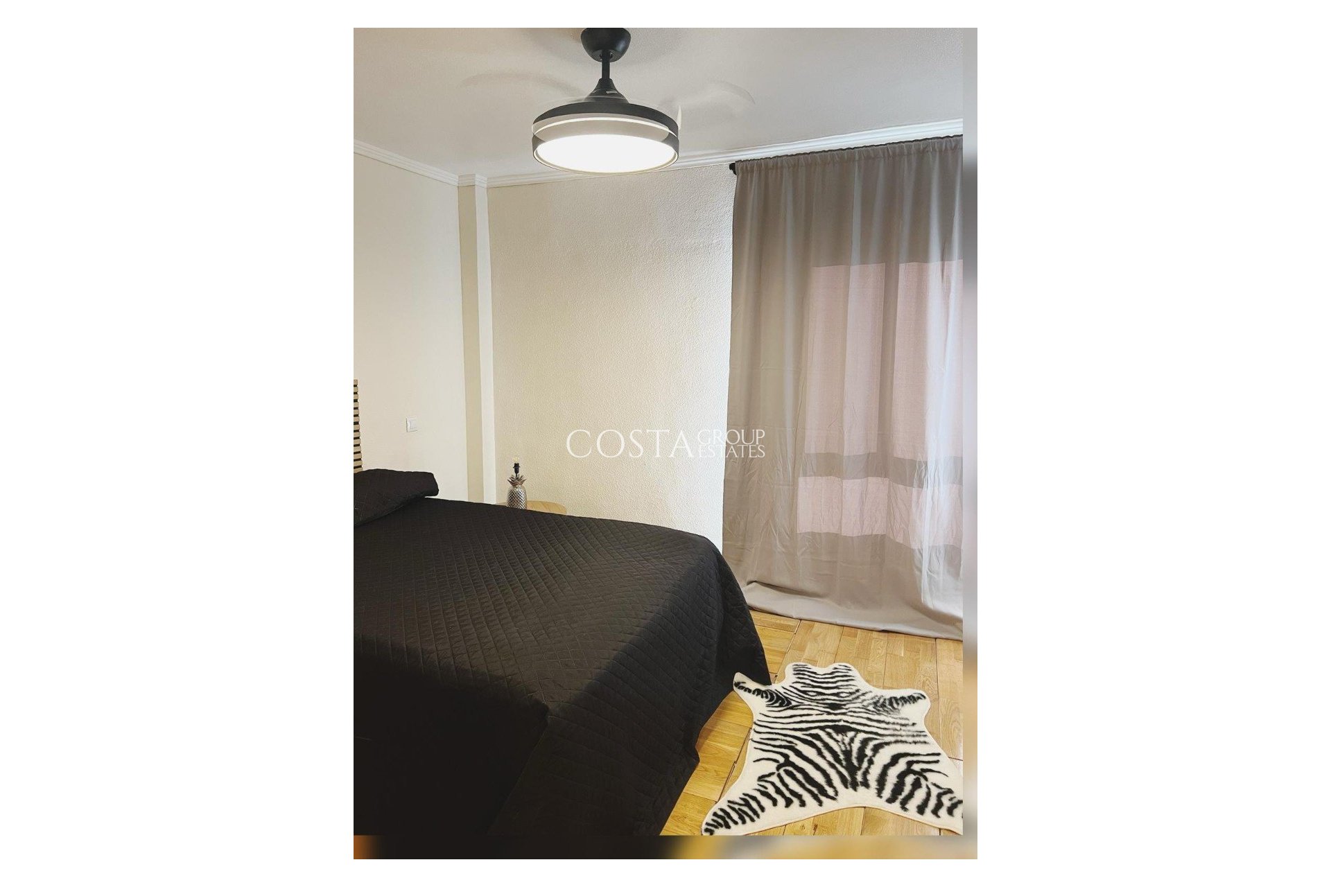 Revente - Apartments -
Alicante - Alicante Centro