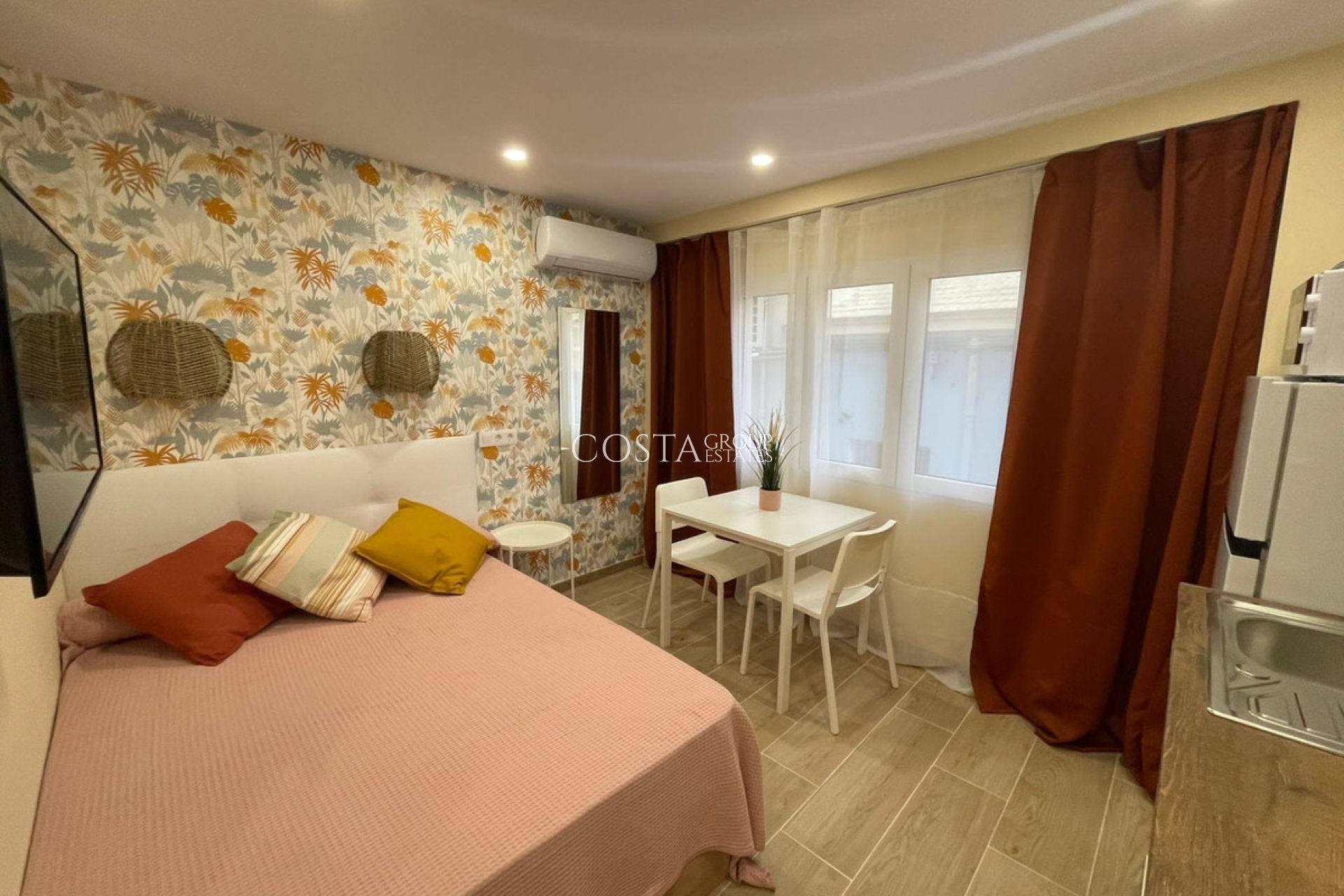 Revente - Apartments -
Alicante - Alicante Centro