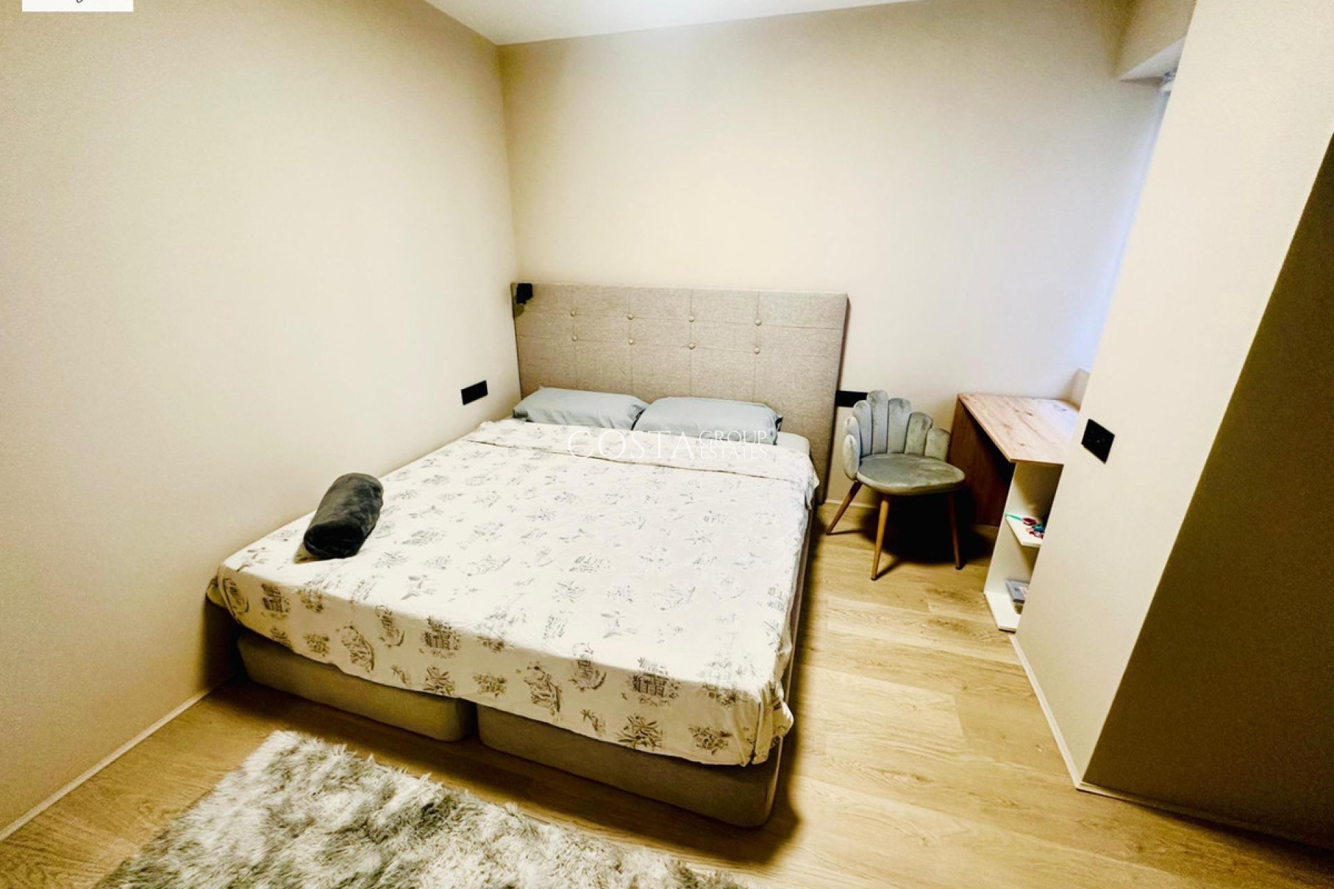 Revente - Apartments -
Alicante - Alicante Centro