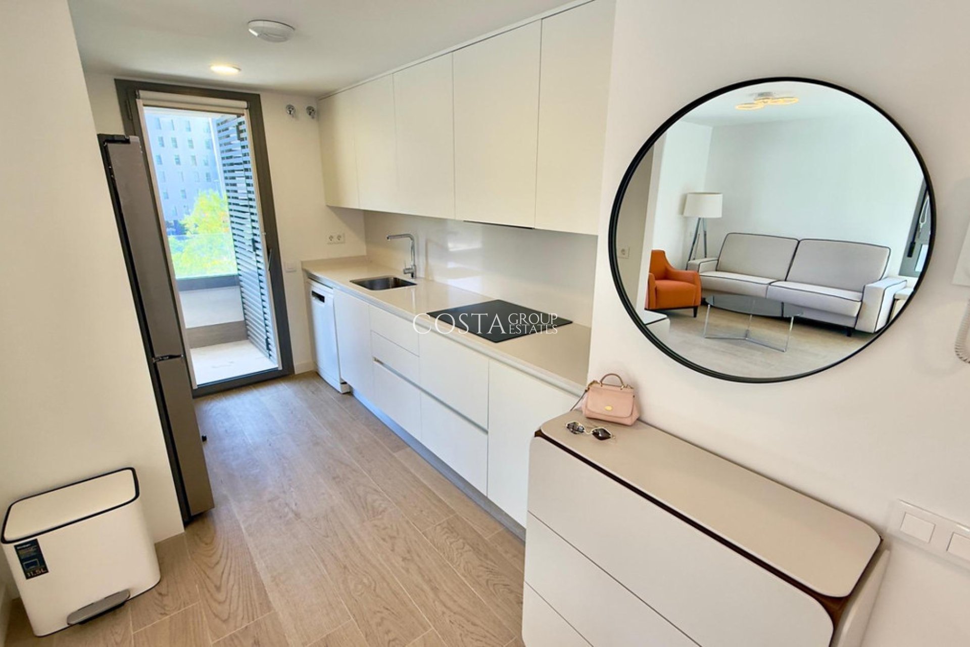 Revente - Apartments -
Alicante - Alicante Centro