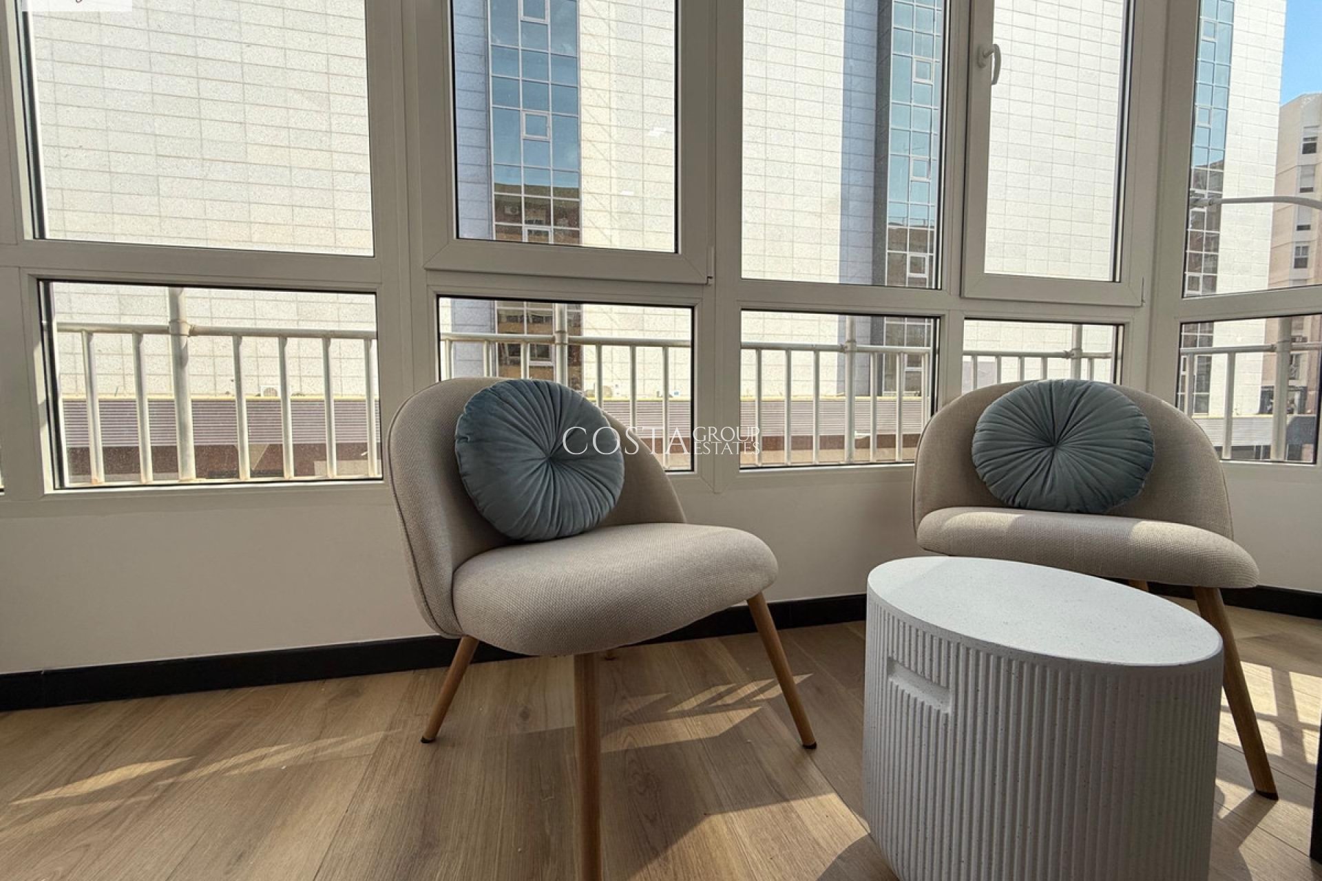 Revente - Apartments -
Alicante - Alicante Centro