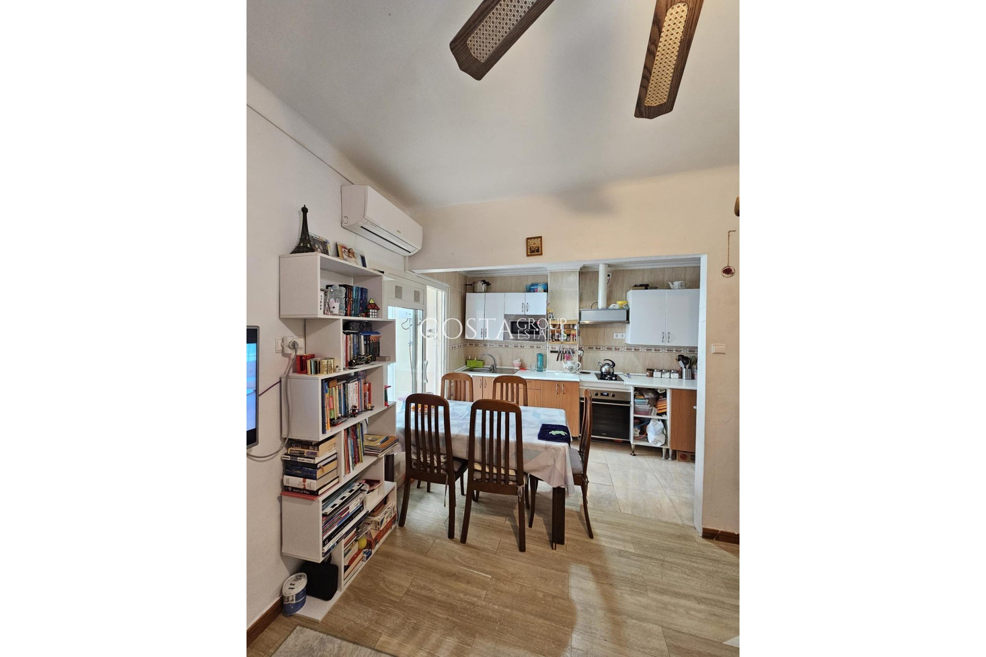 Revente - Apartments -
Alicante - Alicante Centro