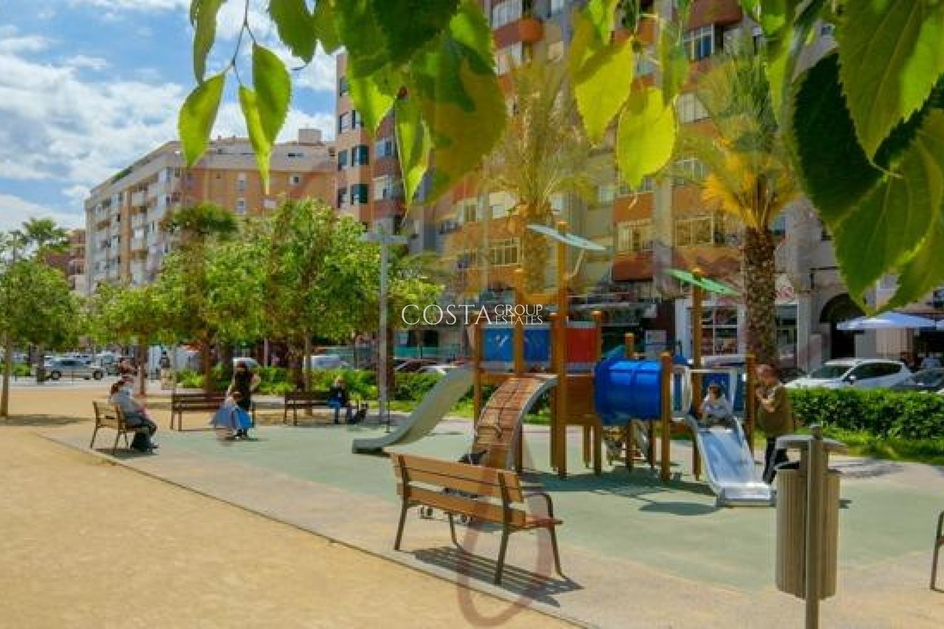 Revente - Apartments -
Alicante - Alicante Centro