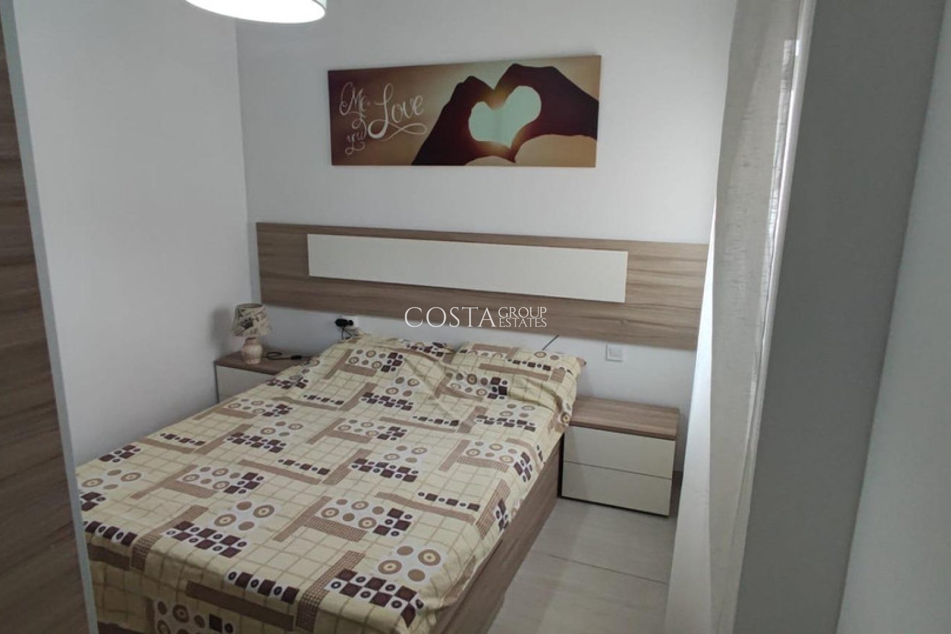 Revente - Apartments -
Alicante - Alicante Centro