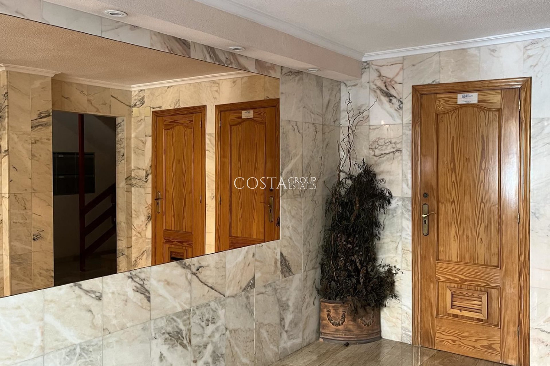 Revente - Apartments -
Alicante City - Alicante City Centro