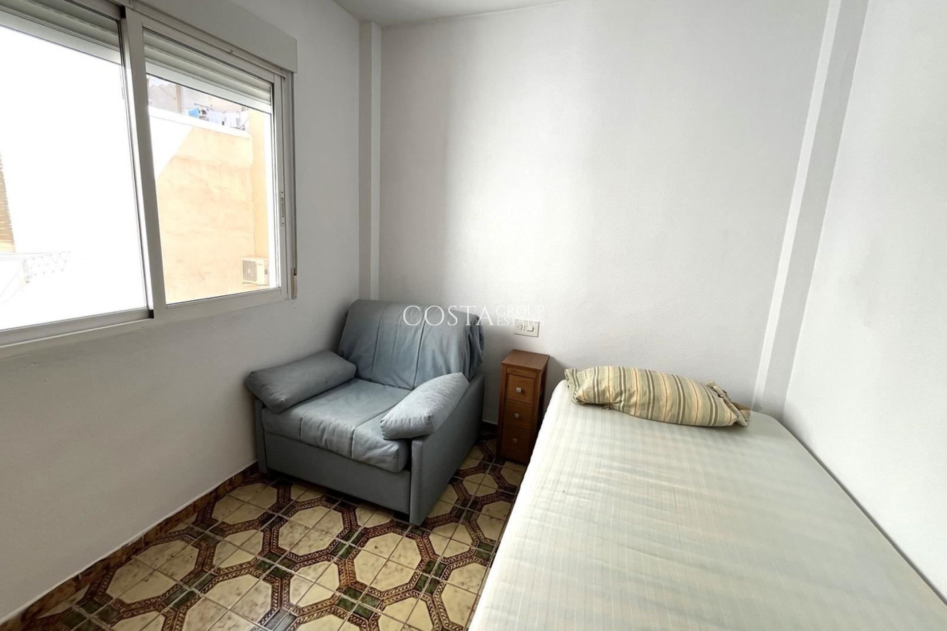 Revente - Apartments -
Alicante City - Alicante City Centro