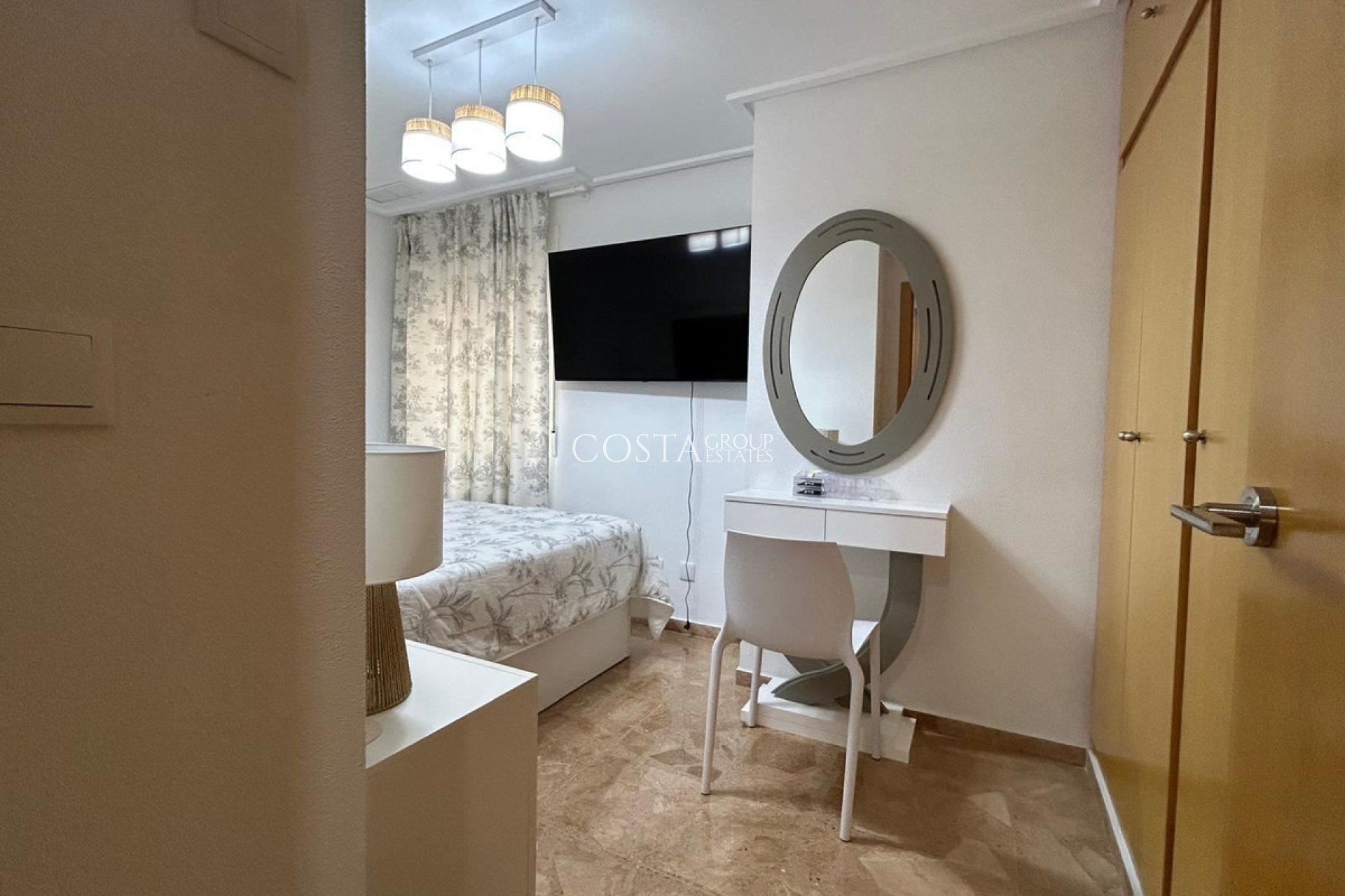 Revente - Apartments -
Alicante City - Alicante City Centro