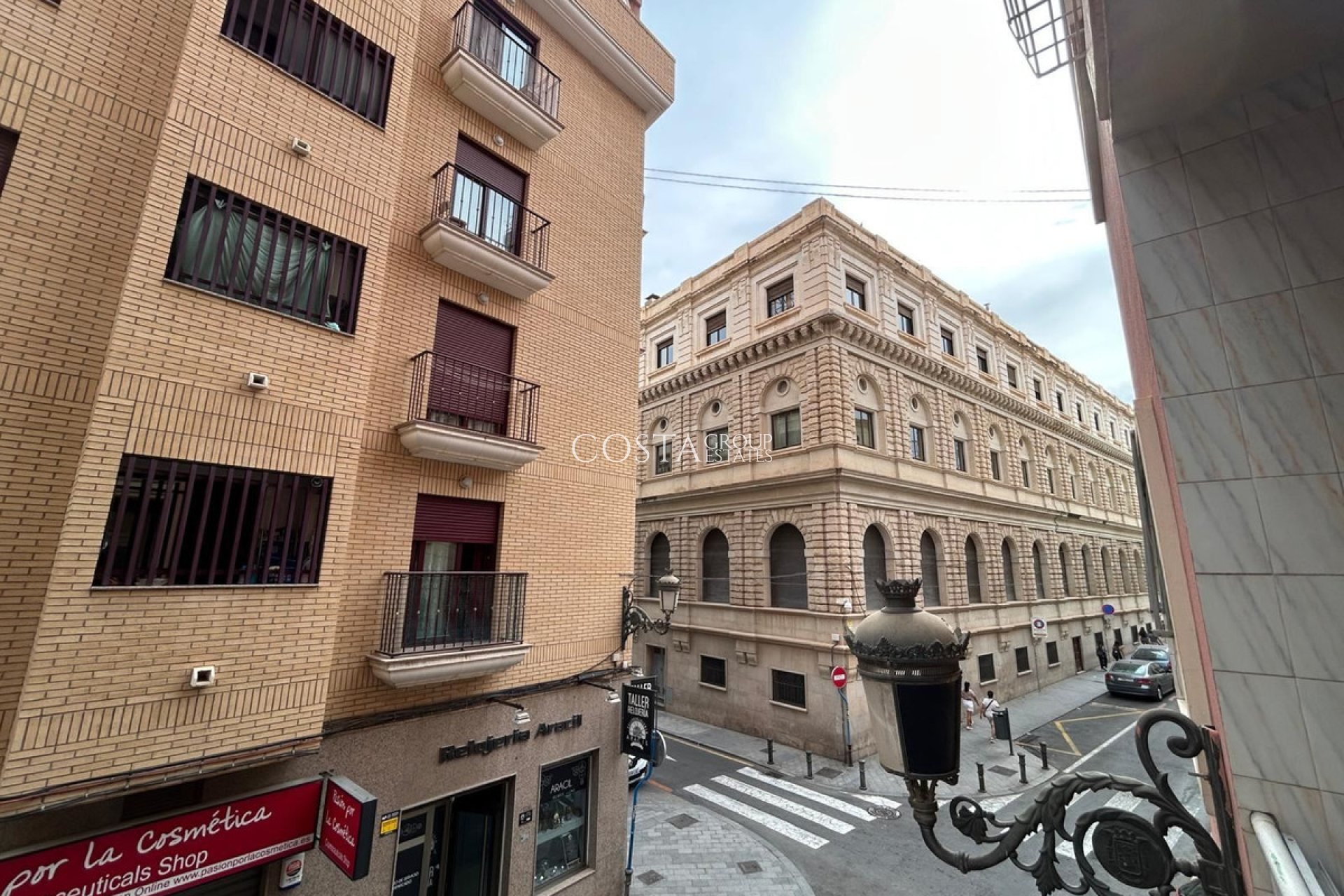 Revente - Apartments -
Alicante City - Alicante City Centro