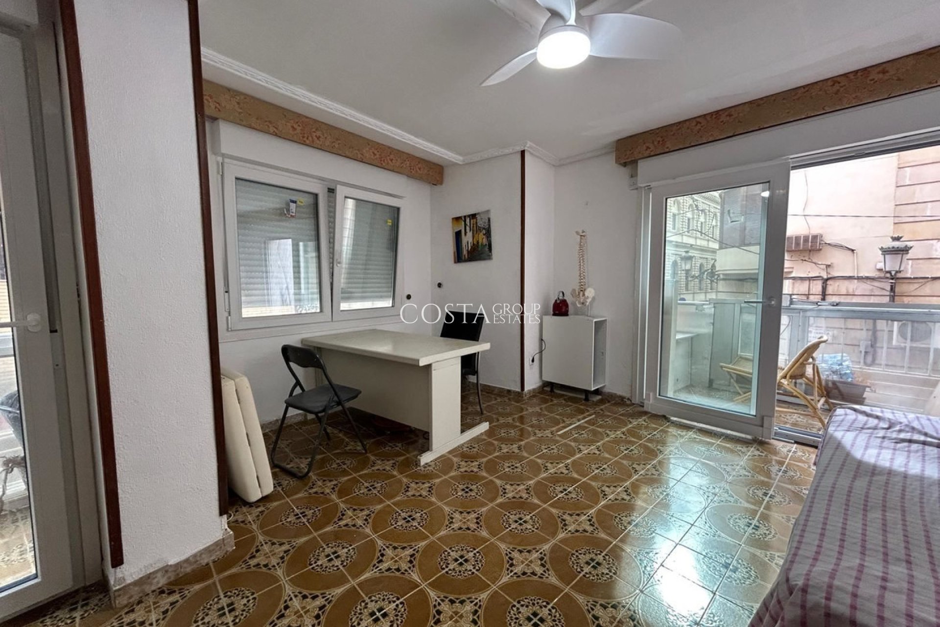 Revente - Apartments -
Alicante City - Alicante City Centro