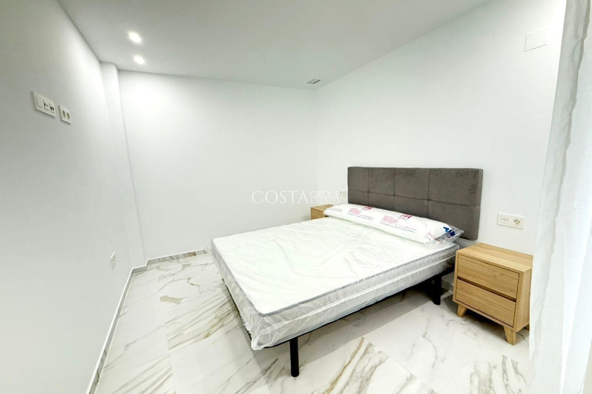 Revente - Apartments -
Alicante City - Parque de las Naciones