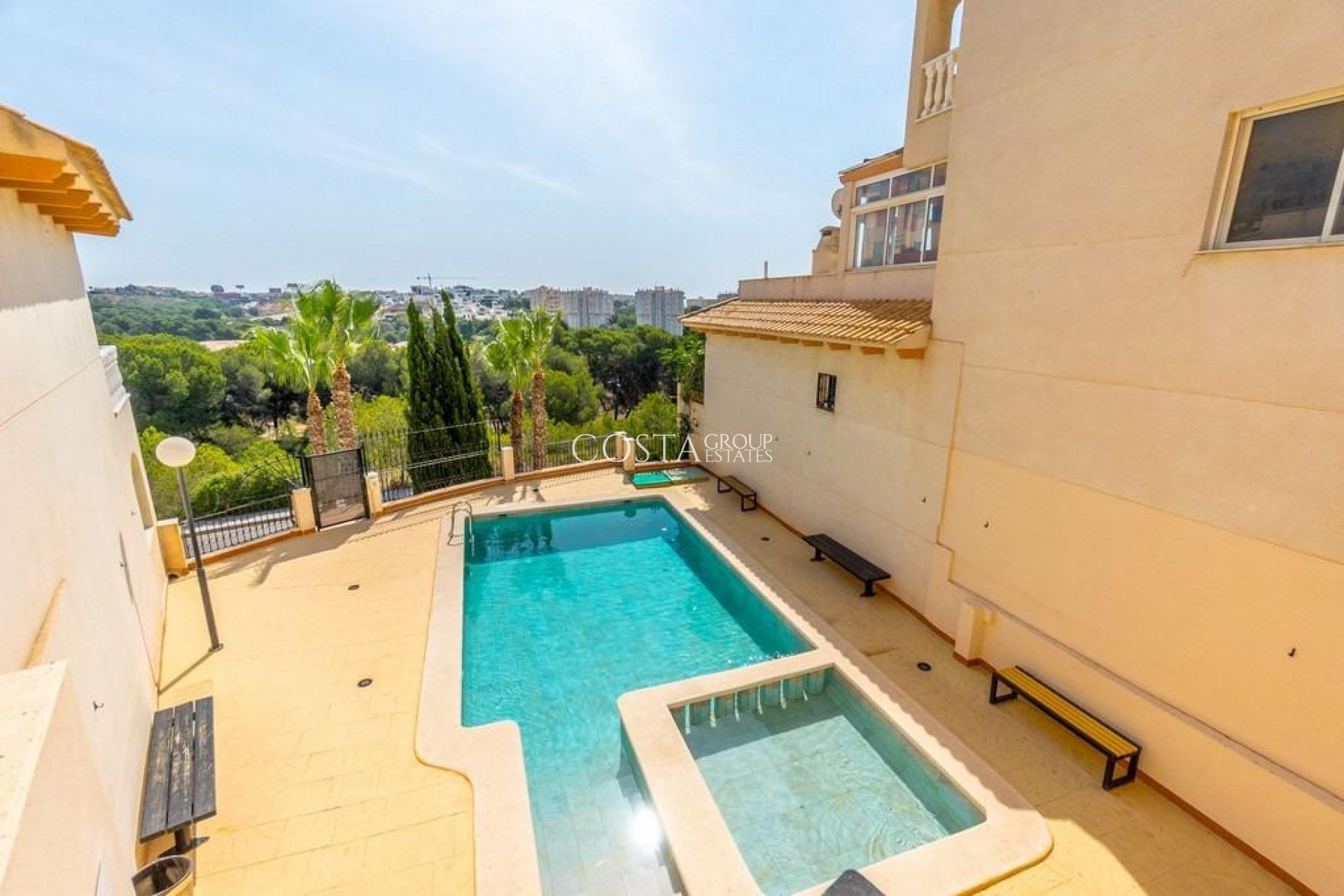 Revente - Apartments -
Orihuela - Campoamor