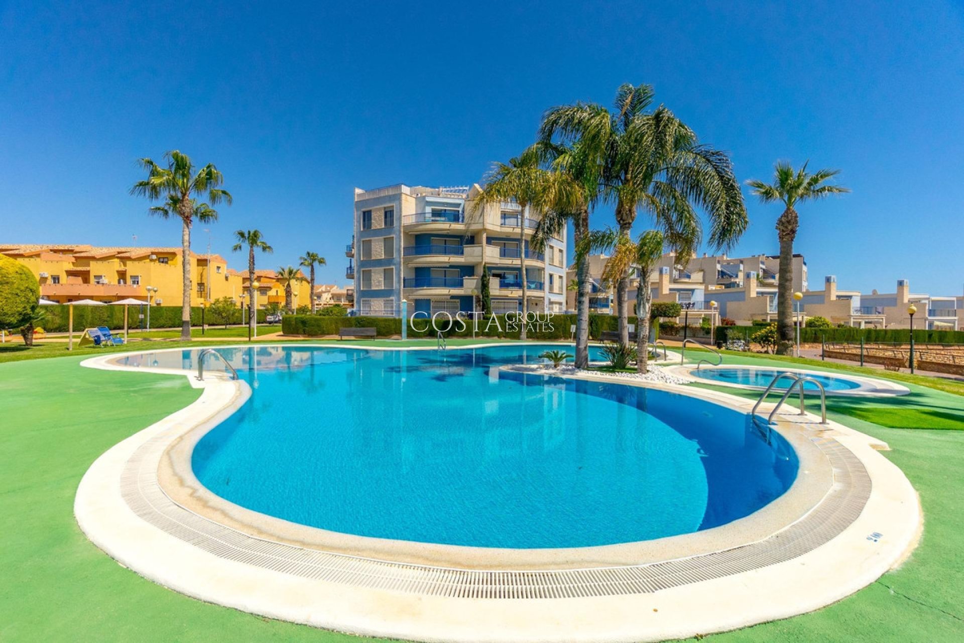 Revente - Apartments -
Orihuela Costa - Campoamor