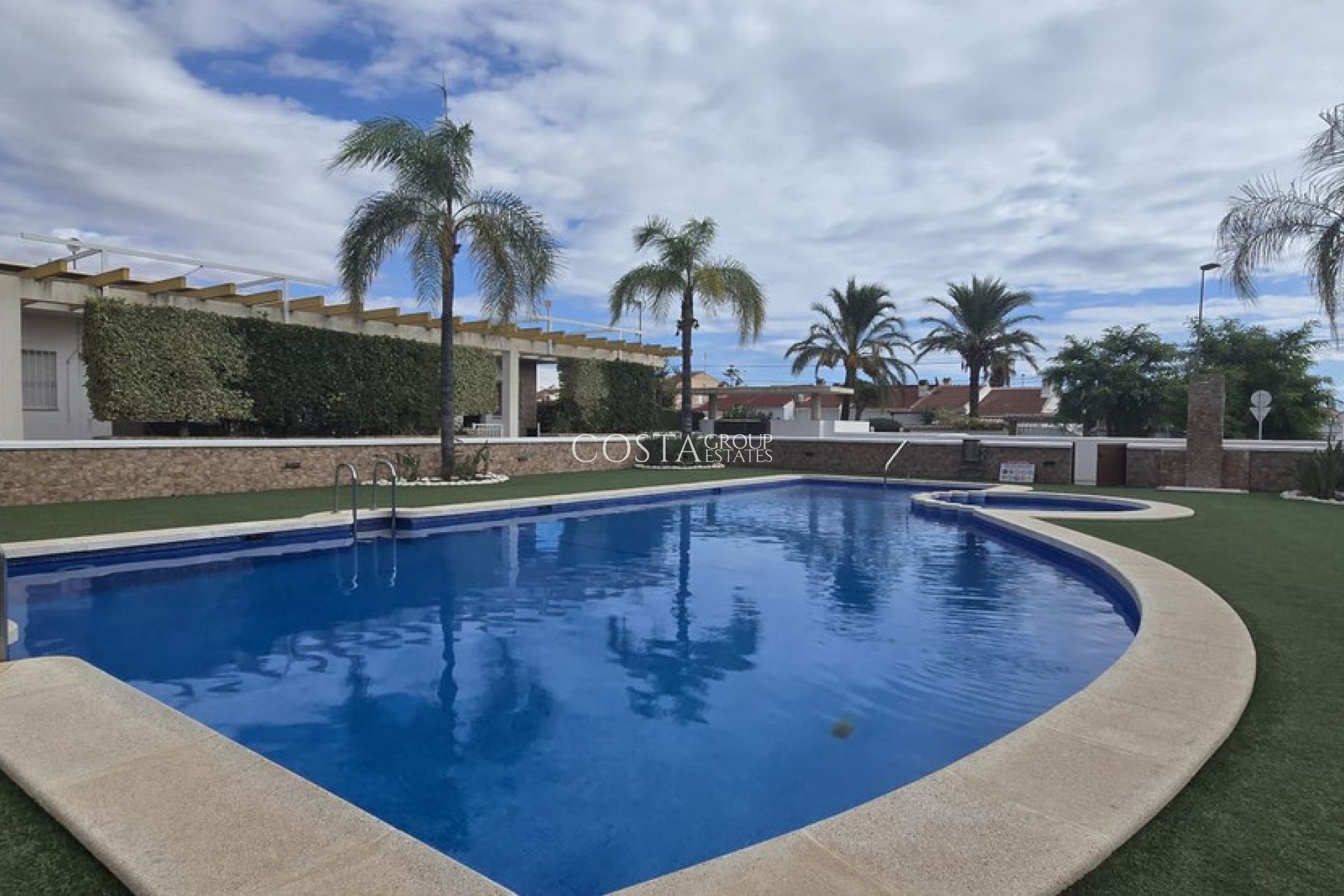 Revente - Apartments -
Orihuela Costa - Mil Palmeras