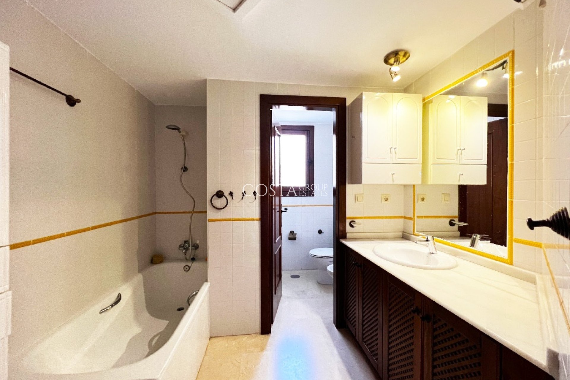 Revente - Apartments -
Orihuela Costa - Punta Prima