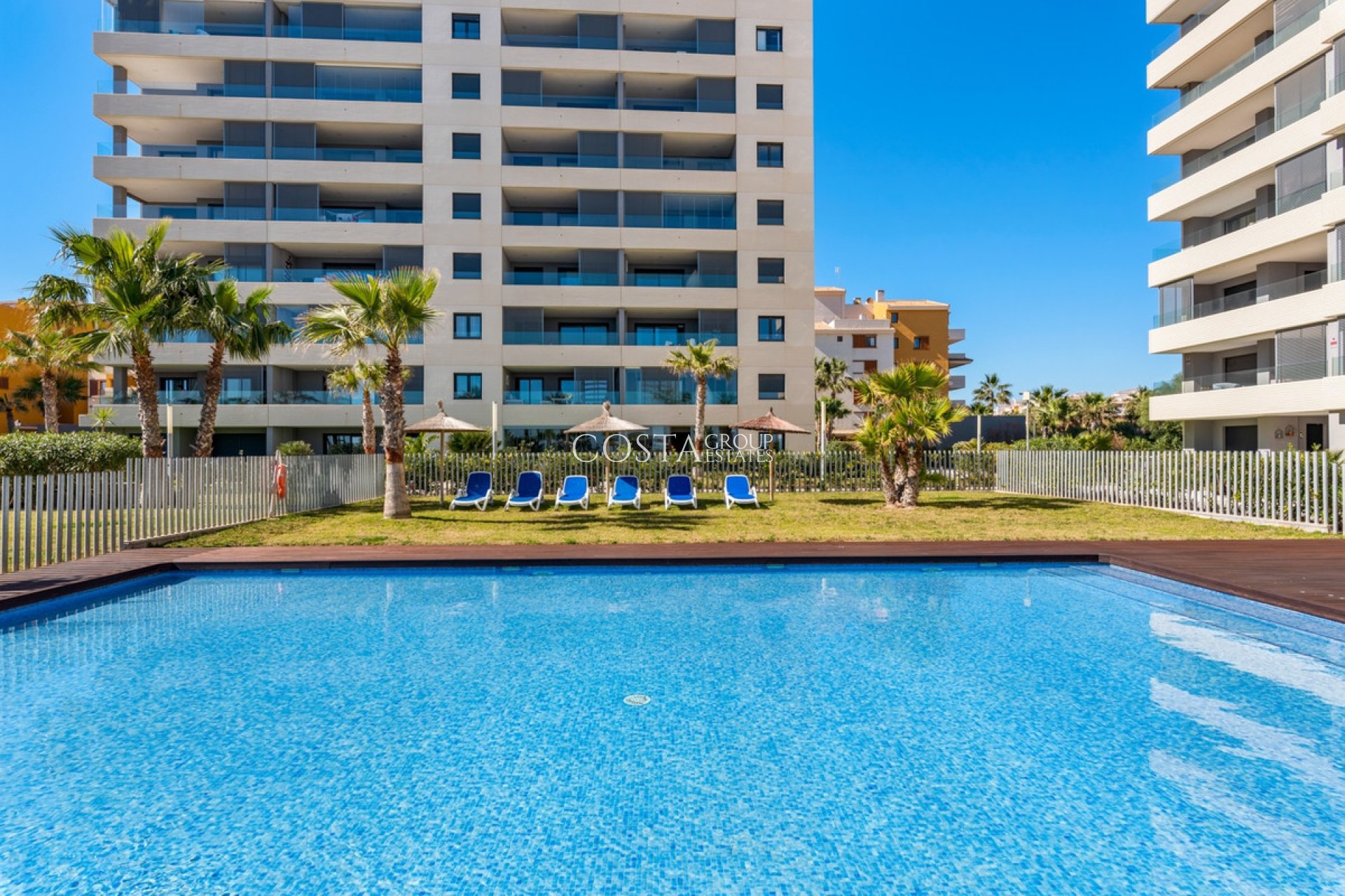 Revente - Apartments -
Orihuela Costa - Punta Prima