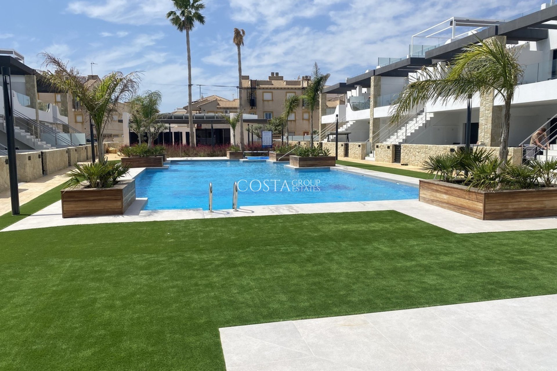 Revente - Apartments -
Orihuela Costa - Punta Prima