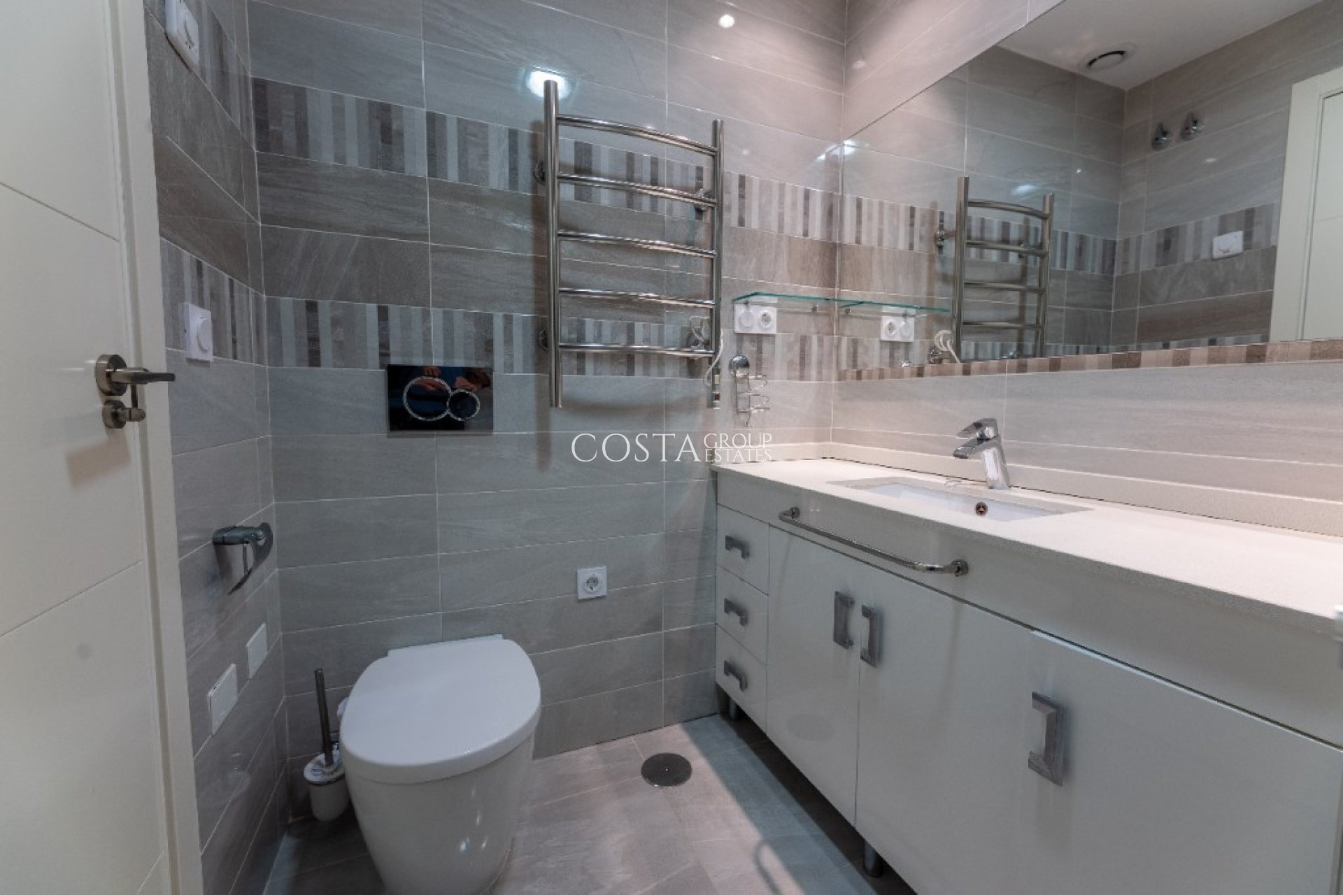 Revente - Apartments -
Orihuela Costa - Punta Prima