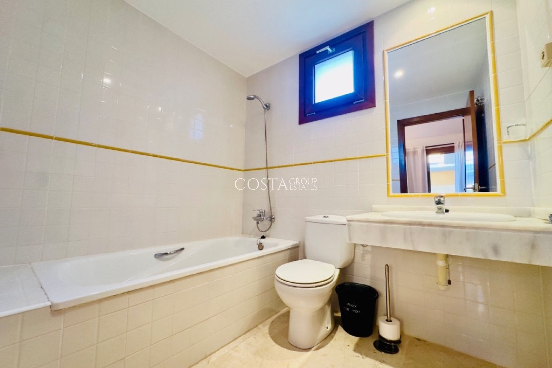 Revente - Apartments -
Orihuela Costa - Punta Prima