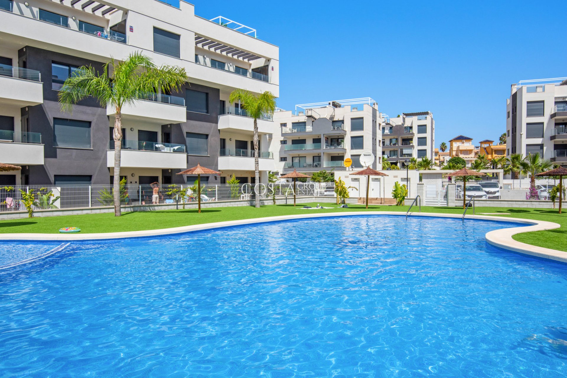 Revente - Apartments -
Orihuela Costa - Villamartin