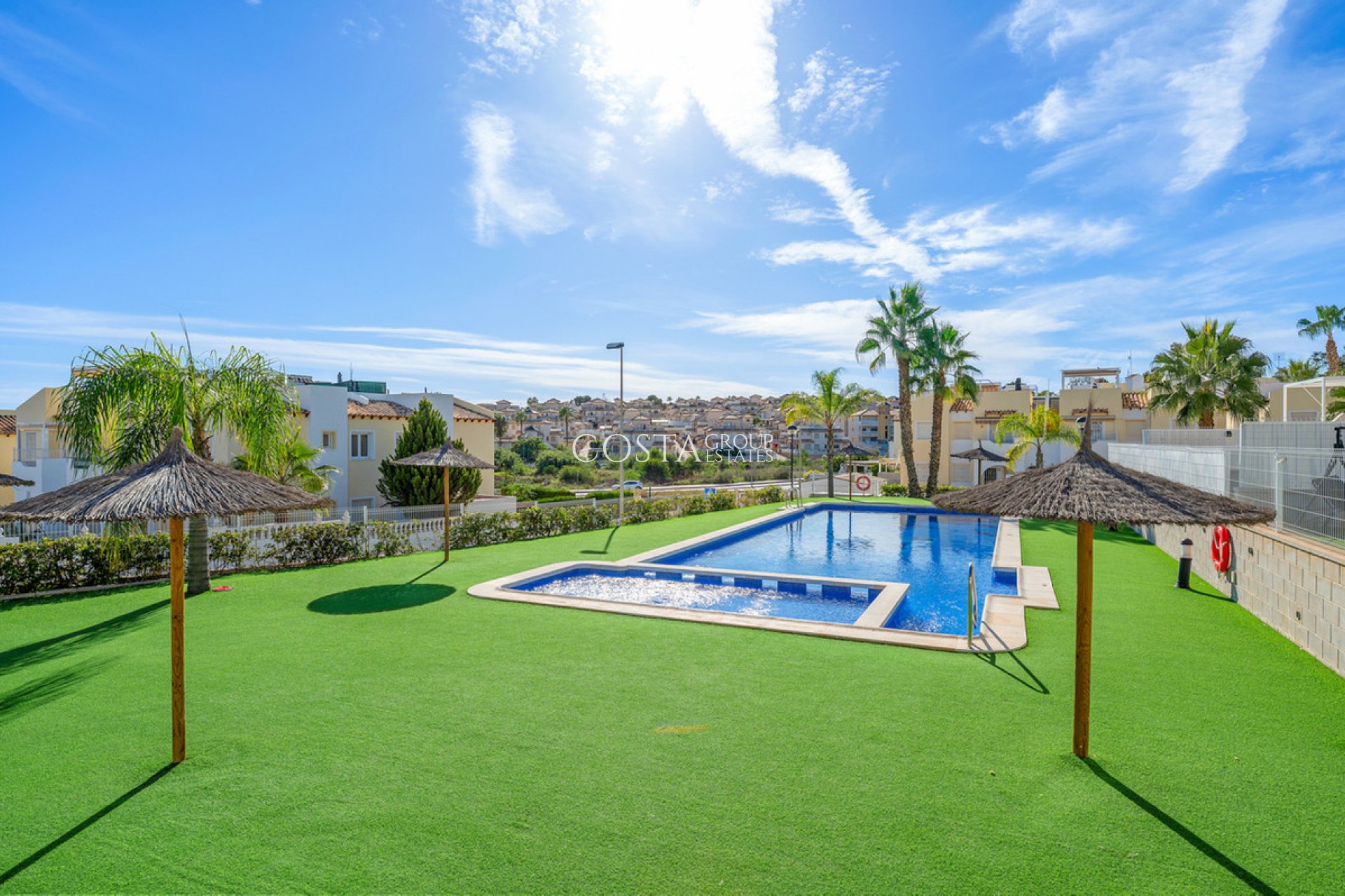 Revente - Apartments -
Orihuela Costa - Villamartin