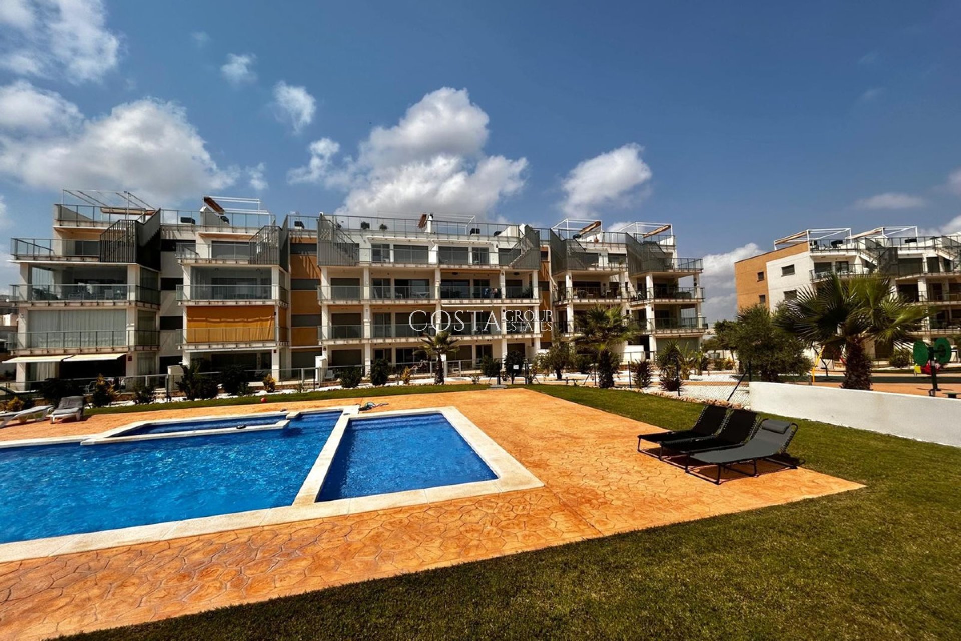 Revente - Apartments -
Orihuela Costa - Villamartin