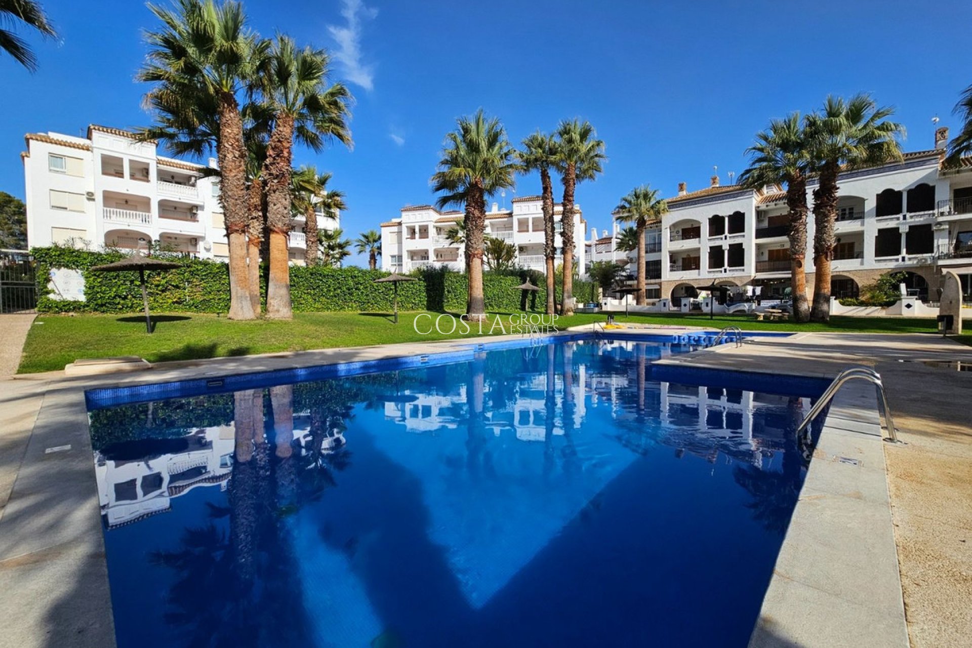 Revente - Apartments -
Orihuela Costa - Villamartin