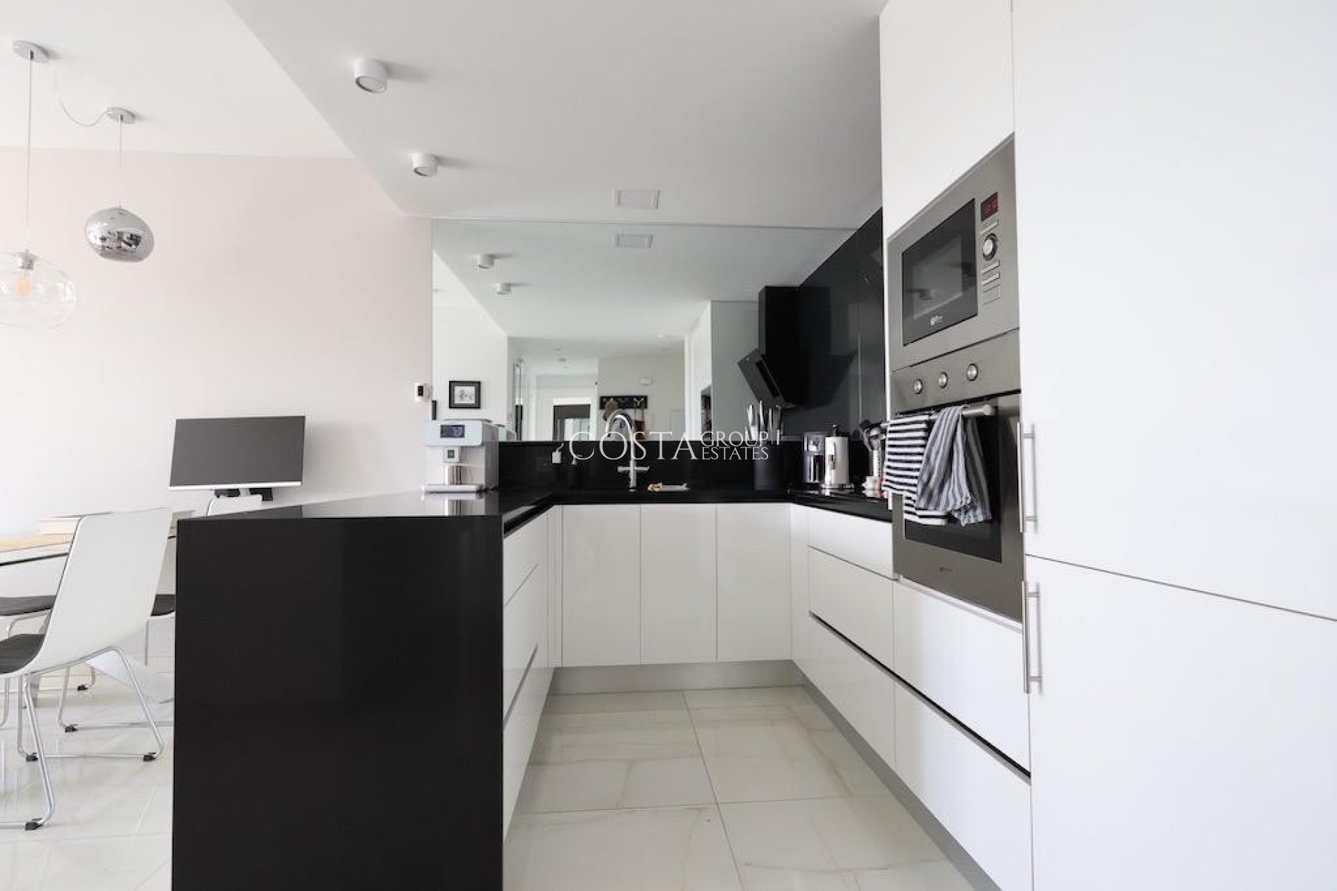 Revente - Apartments -
Orihuela Costa