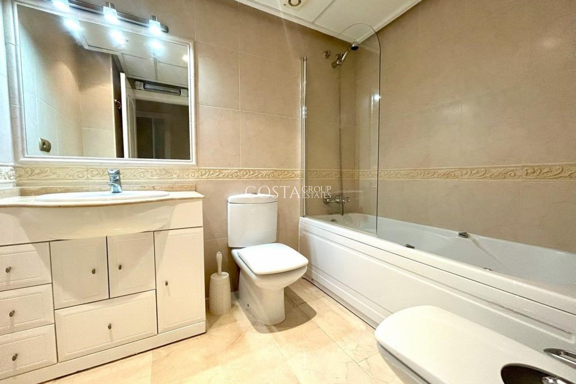 Revente - Apartments -
Orihuela Costa