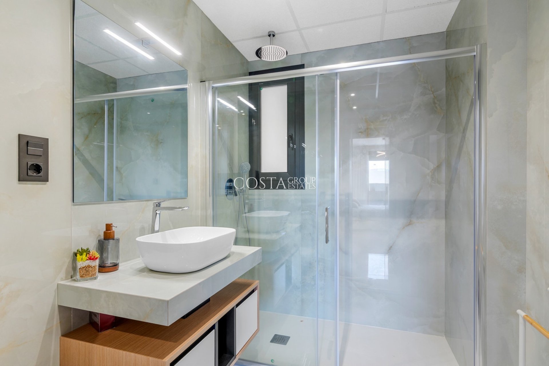 Revente - Apartments -
Orihuela - Orihuela Costa