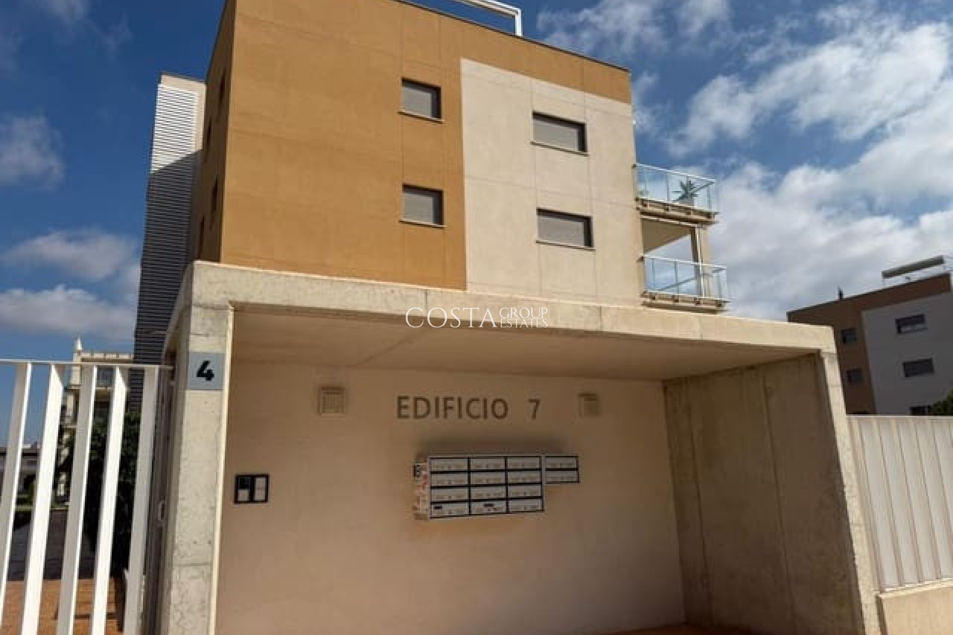 Revente - Apartments -
Orihuela - Orihuela Costa