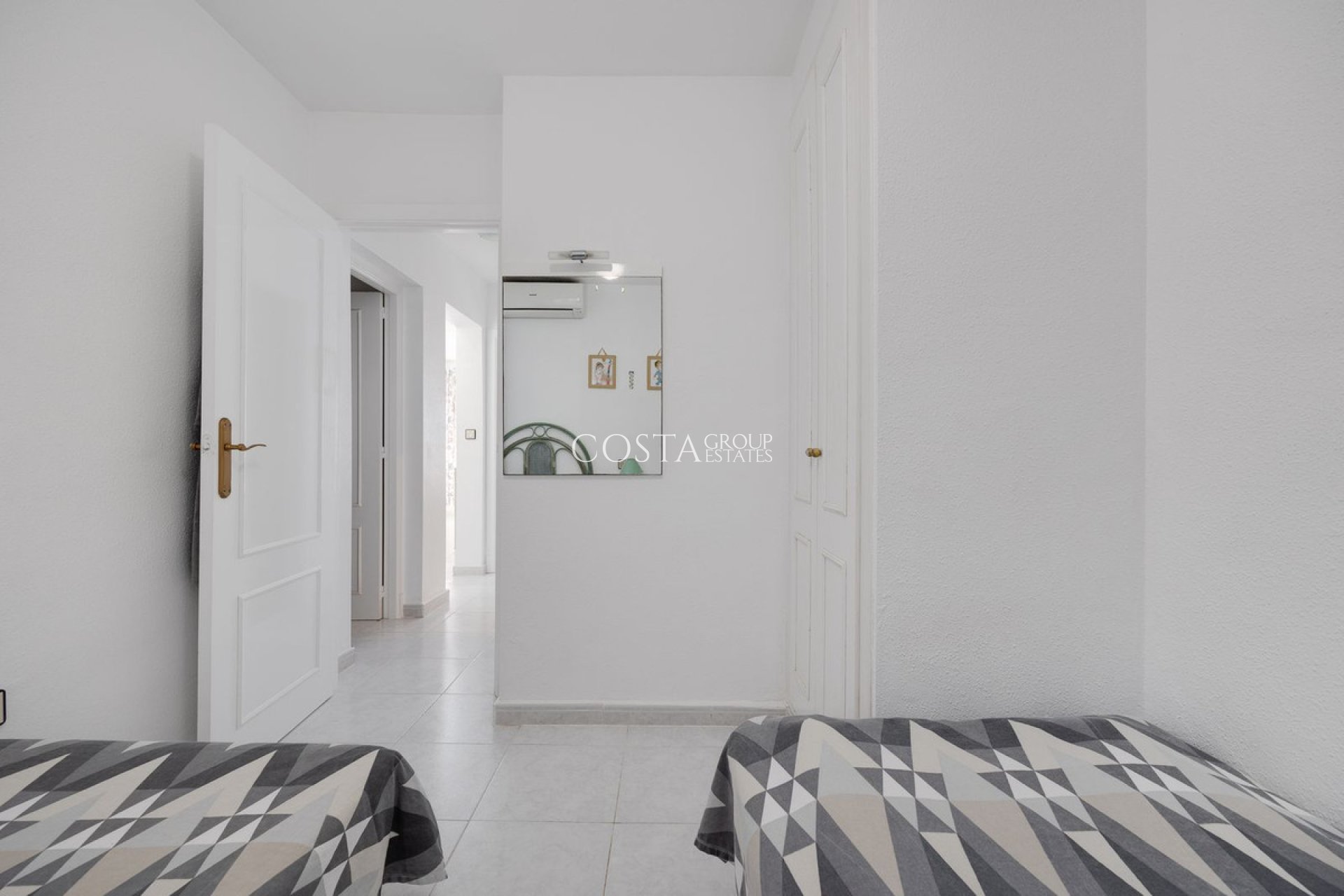Revente - Apartments -
Orihuela - Orihuela Costa