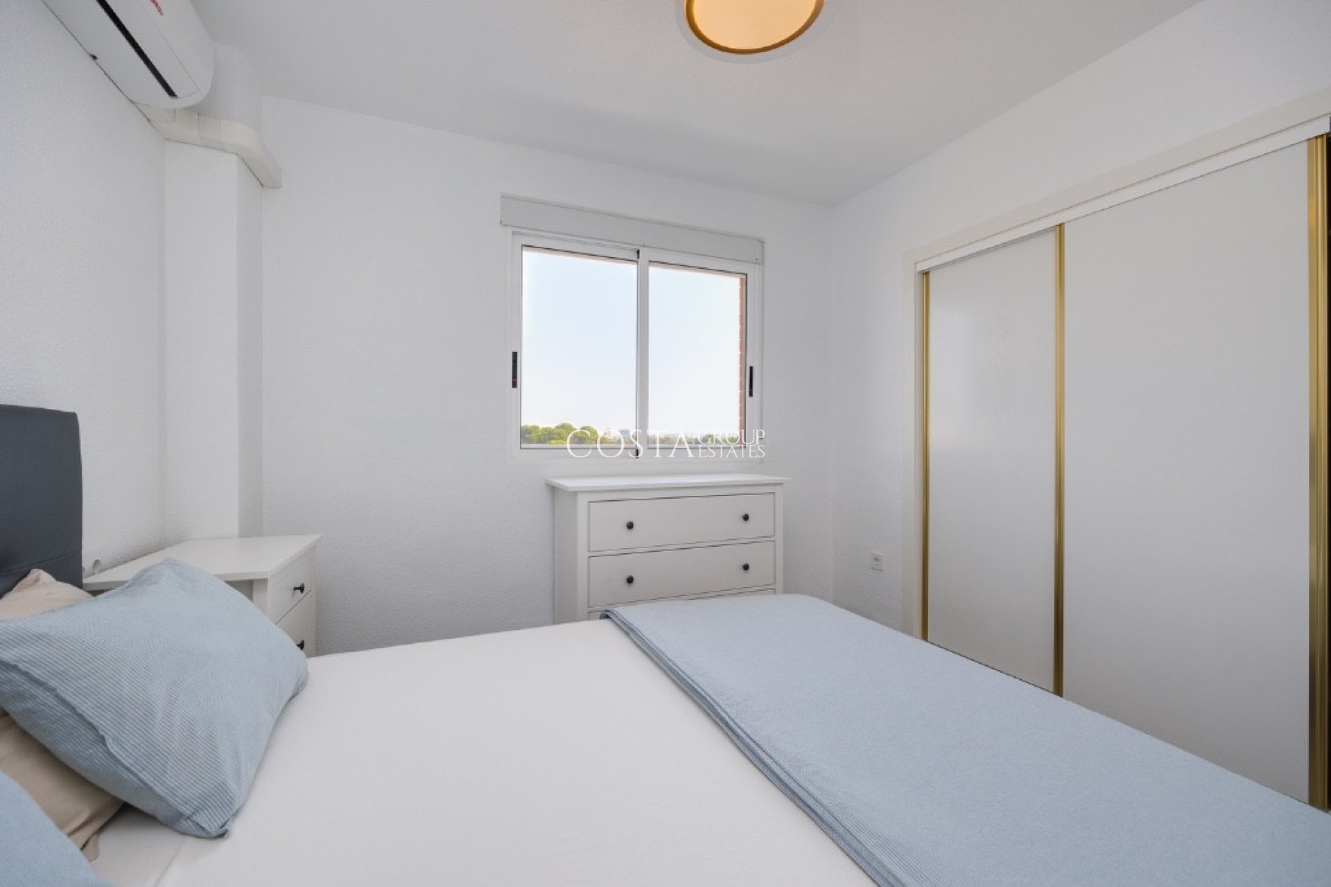 Revente - Apartments -
Orihuela - Punta Prima