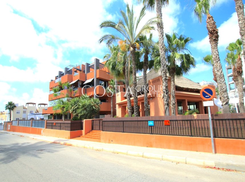 Revente - Apartments -
Orihuela - Villamartin