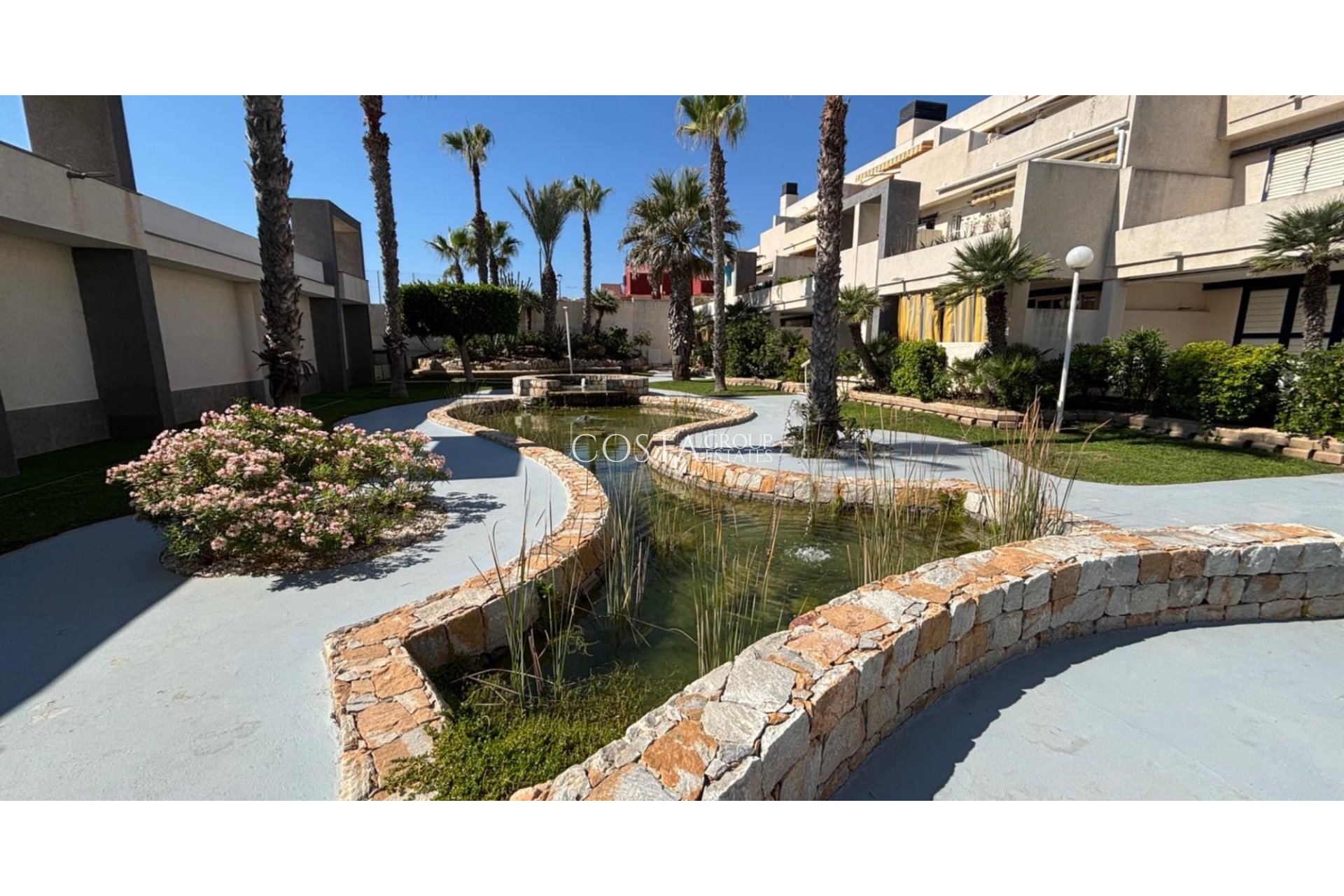 Revente - Apartments -
Torrevieja - La Mata