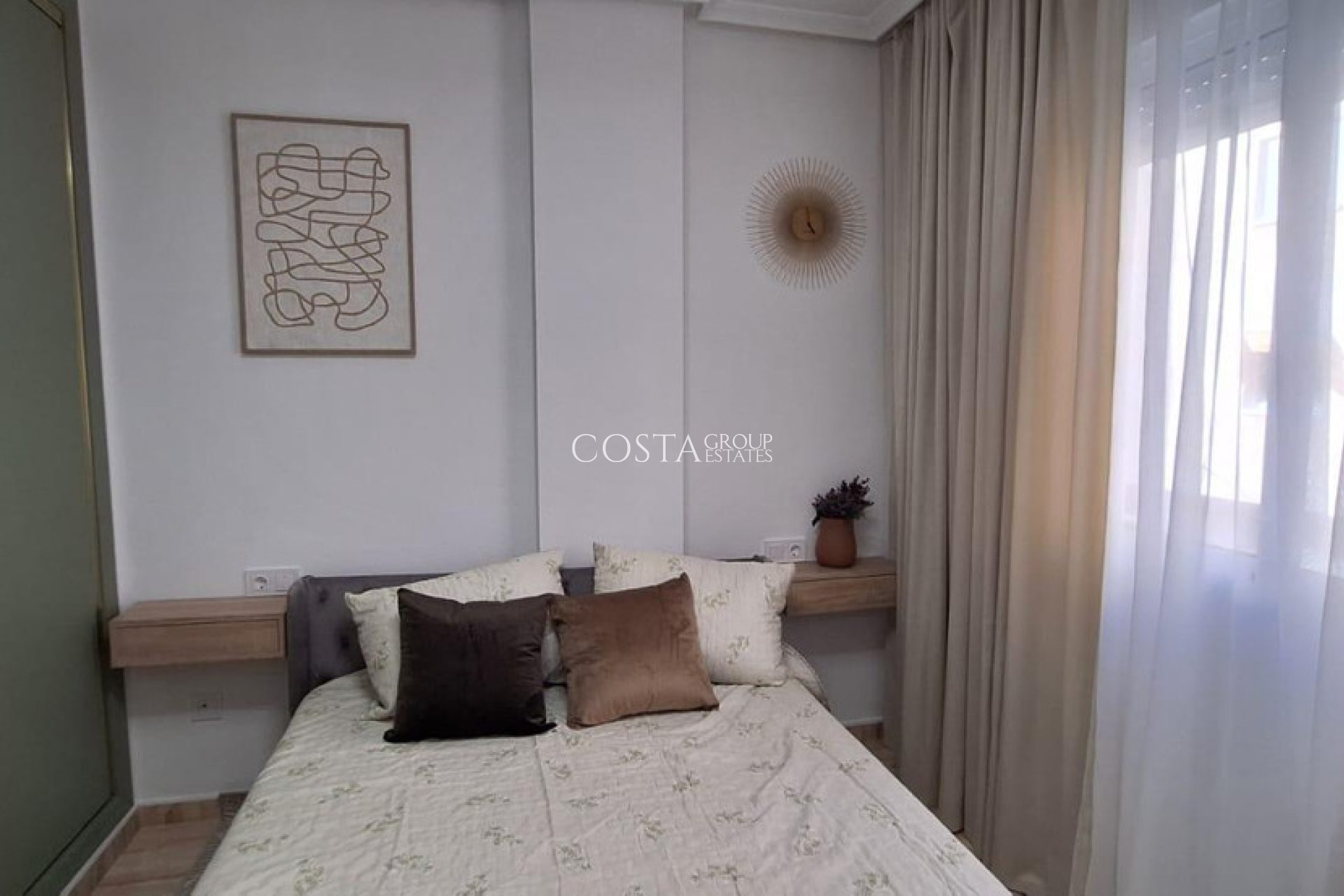 Revente - Apartments -
Torrevieja - Torrevieja Centro